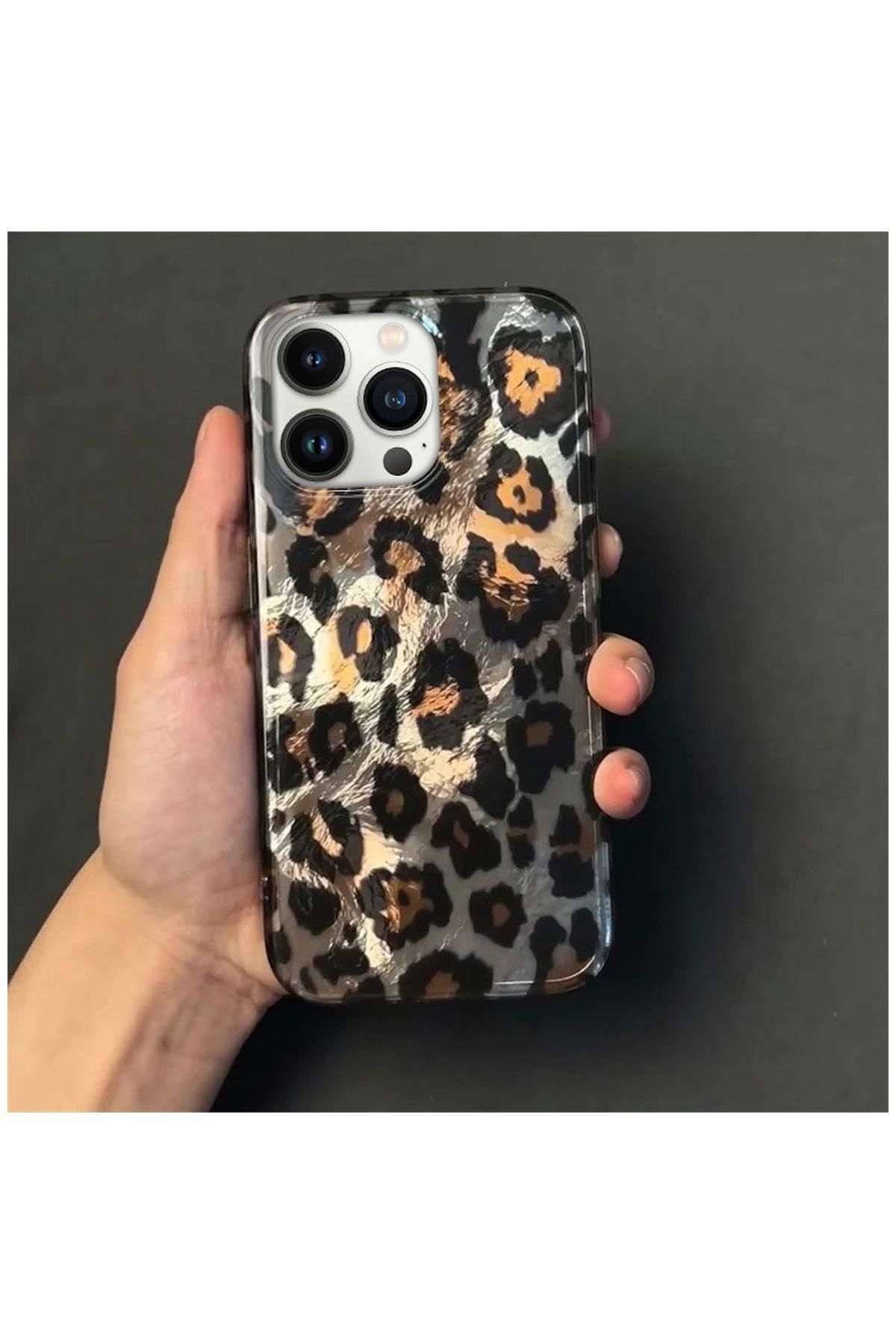Pro Aksesuar Apple iPhone 16 Pro Max Uyumlu Kılıf Lüx Leopar Desenli Silikon Kılıf Siyah