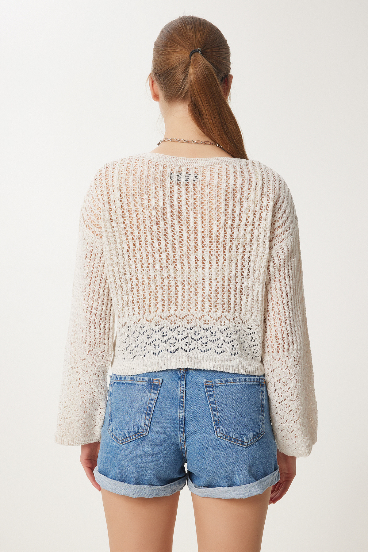 Happiness İstanbul  Kadın Krem V Yaka Ajurlu Crop Triko Kazak CI00094 - Görsel 6