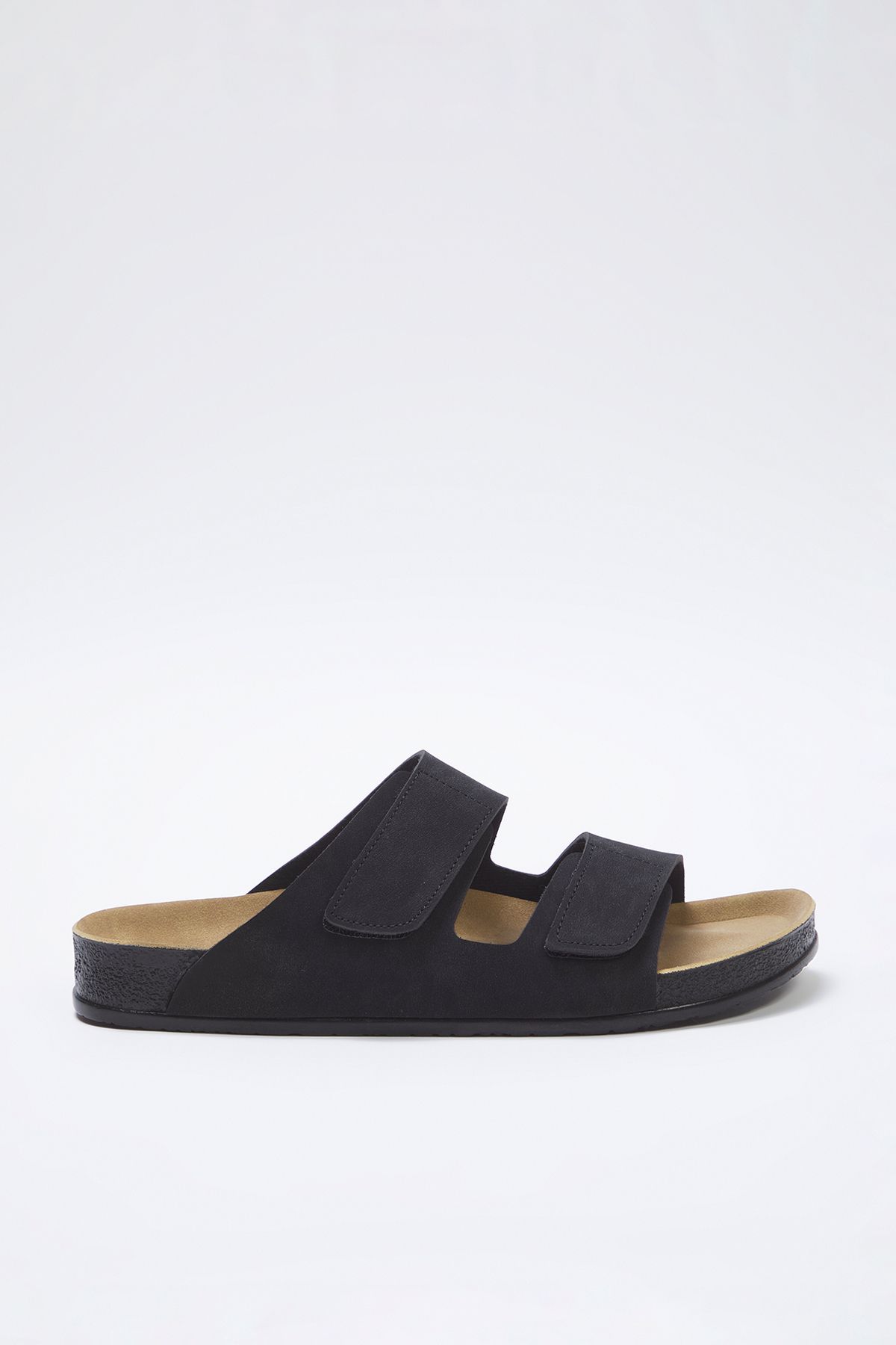 TRENDYOL SHOES-Schwarze Nubuk-Hausschuhe mit flacher Sohle und Klettverschluss für Herren TAKSS25TE00034 1