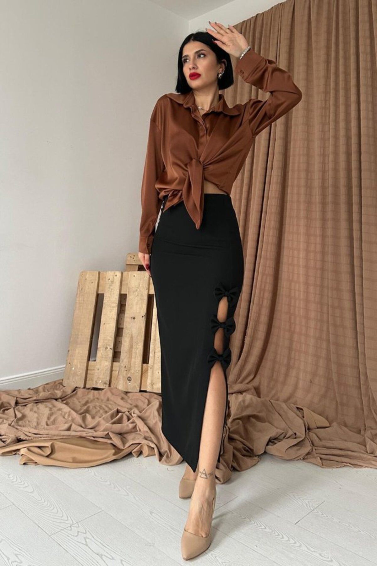velmorafashion Siyah Fiyonk Detaylı Etek