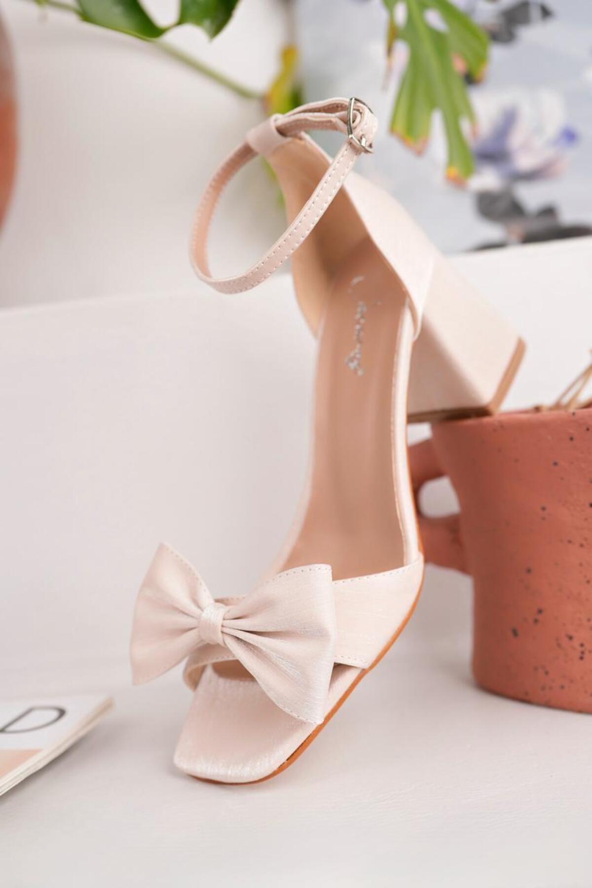 Çaçaroz Ayakkabı-Heeled Large Size Satin Bow Single Strap Shoes 4