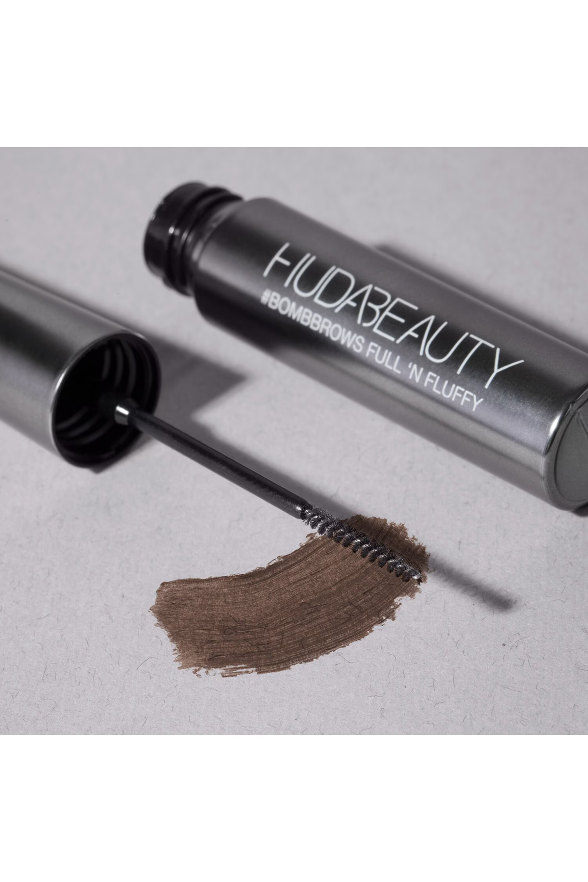 Huda Beauty-Eyebrow Gel - Bommbrows Full'N Fluffy, Neutral Blonde 4