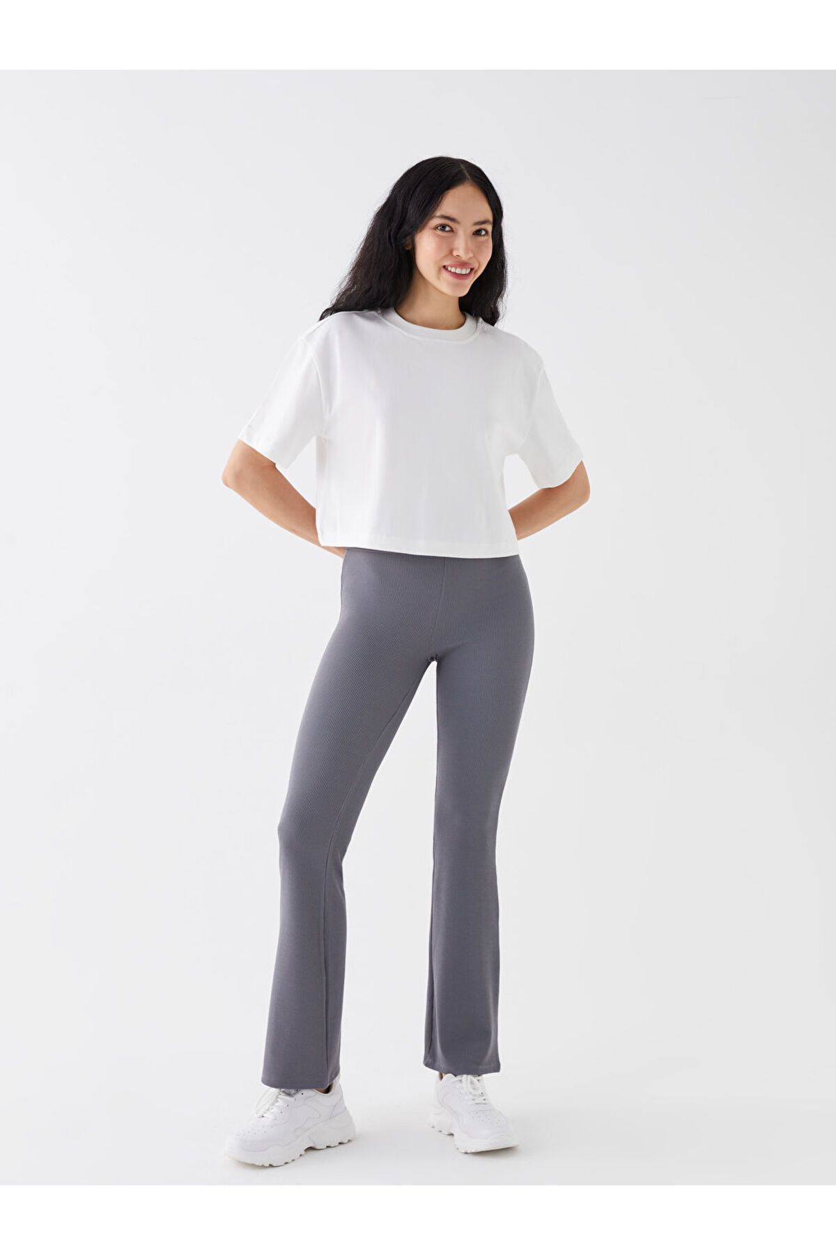 LC Waikiki Yeni Sezon Beli Lastikli Ispanyol Paca Kadin Tayt Pantolon - S35602Z8