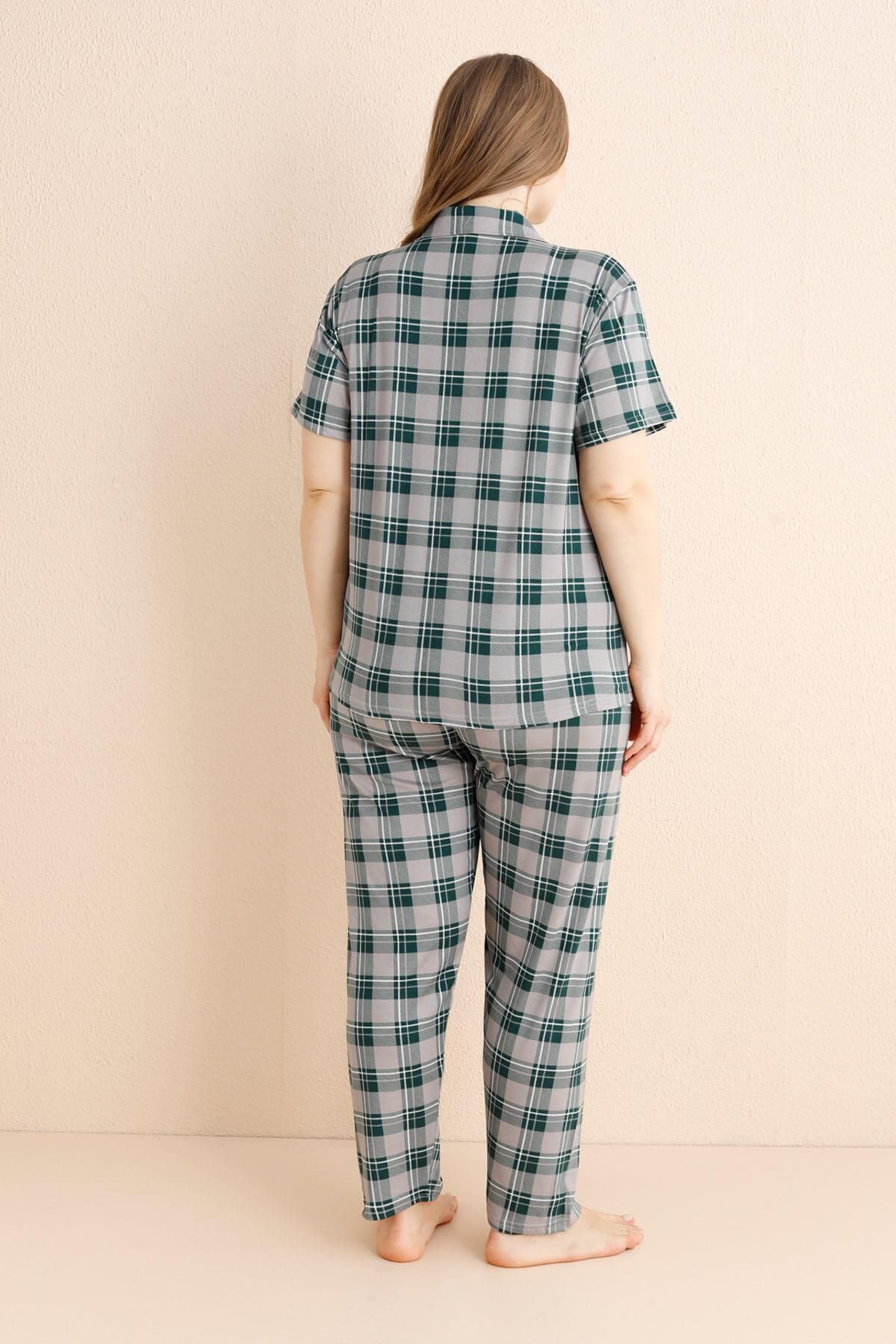 Pijamaevi-Set de pijamale oversize cu mânecă scurtă, cu nasturi în față, din bambus, cu model verde scoțian 3