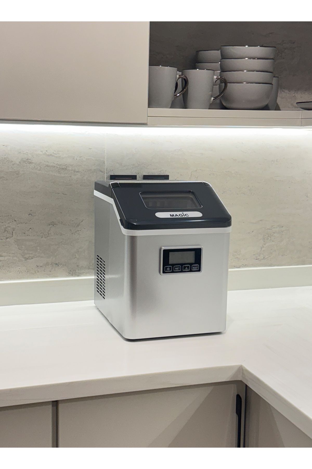 Magic-Ice Maker Machine 15KG/24H 24 Cubes Ready in 13-25 Mins LCD Display with Self-Cleaning Function 2