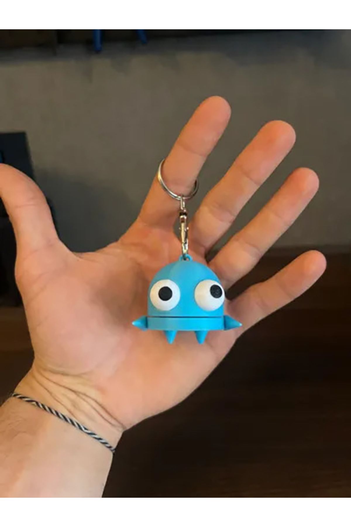 Tenzo-Repo Robot Keychain R.E.P.O 2