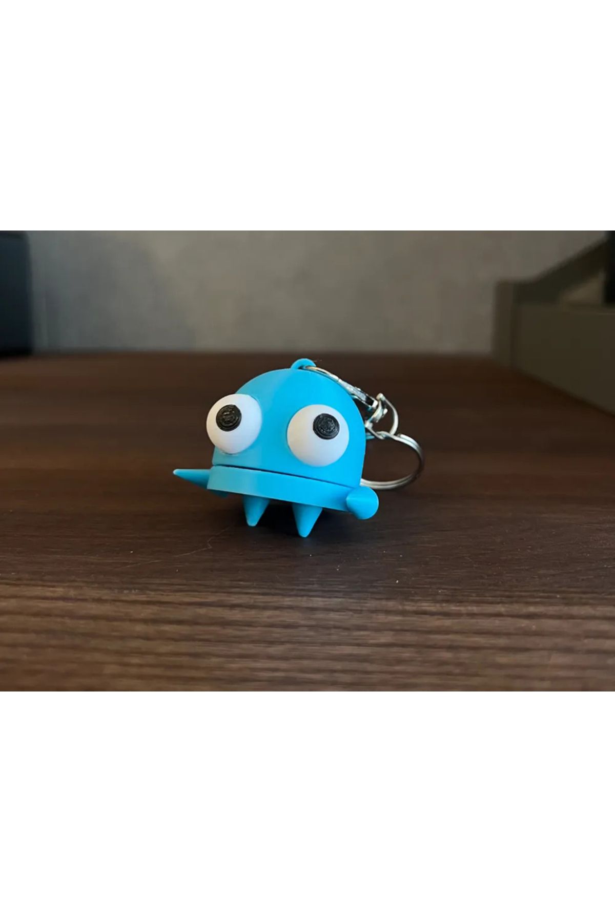 Tenzo-Repo Robot Keychain R.E.P.O 1