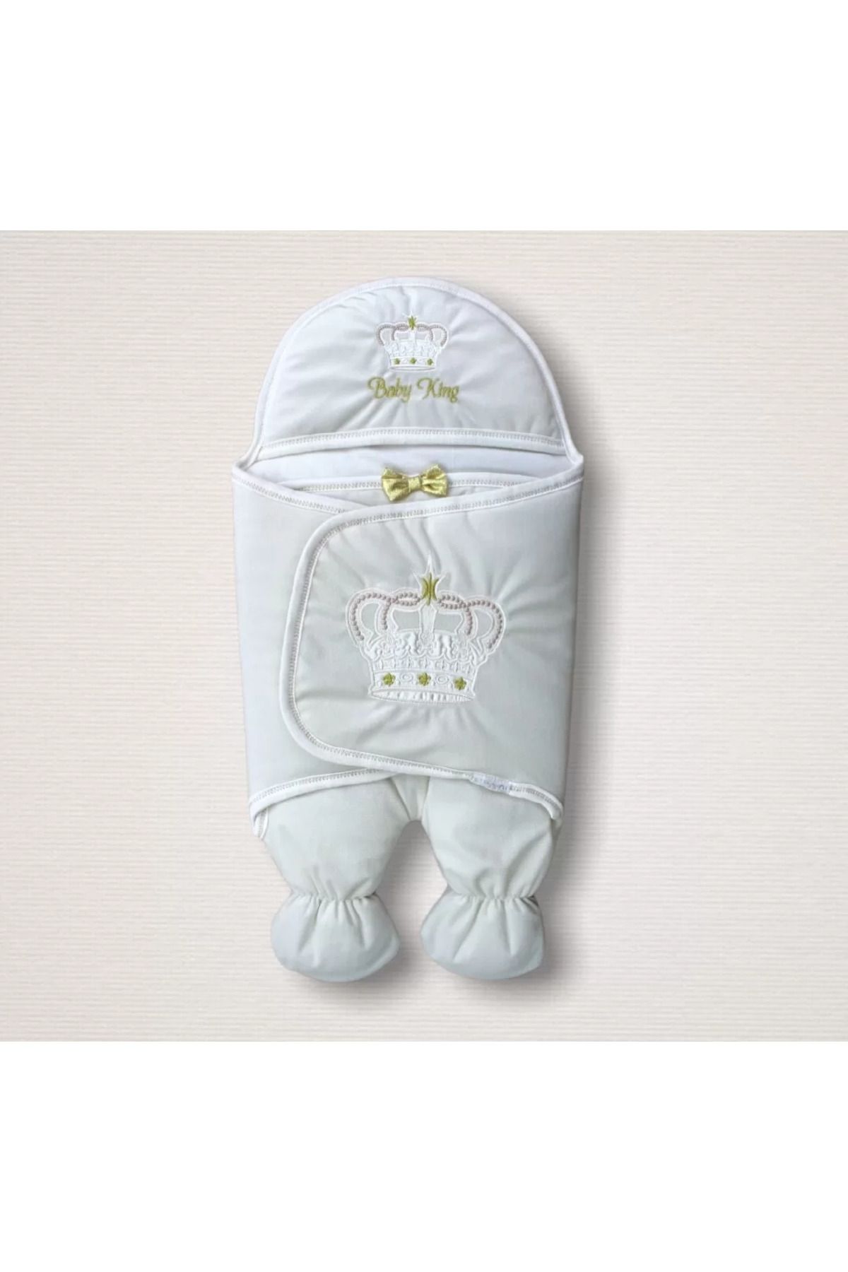 Mu Art Yenidoğan King Baby Taç Nakışlı Ayaklı Erkek Bebek Kundak Ekru