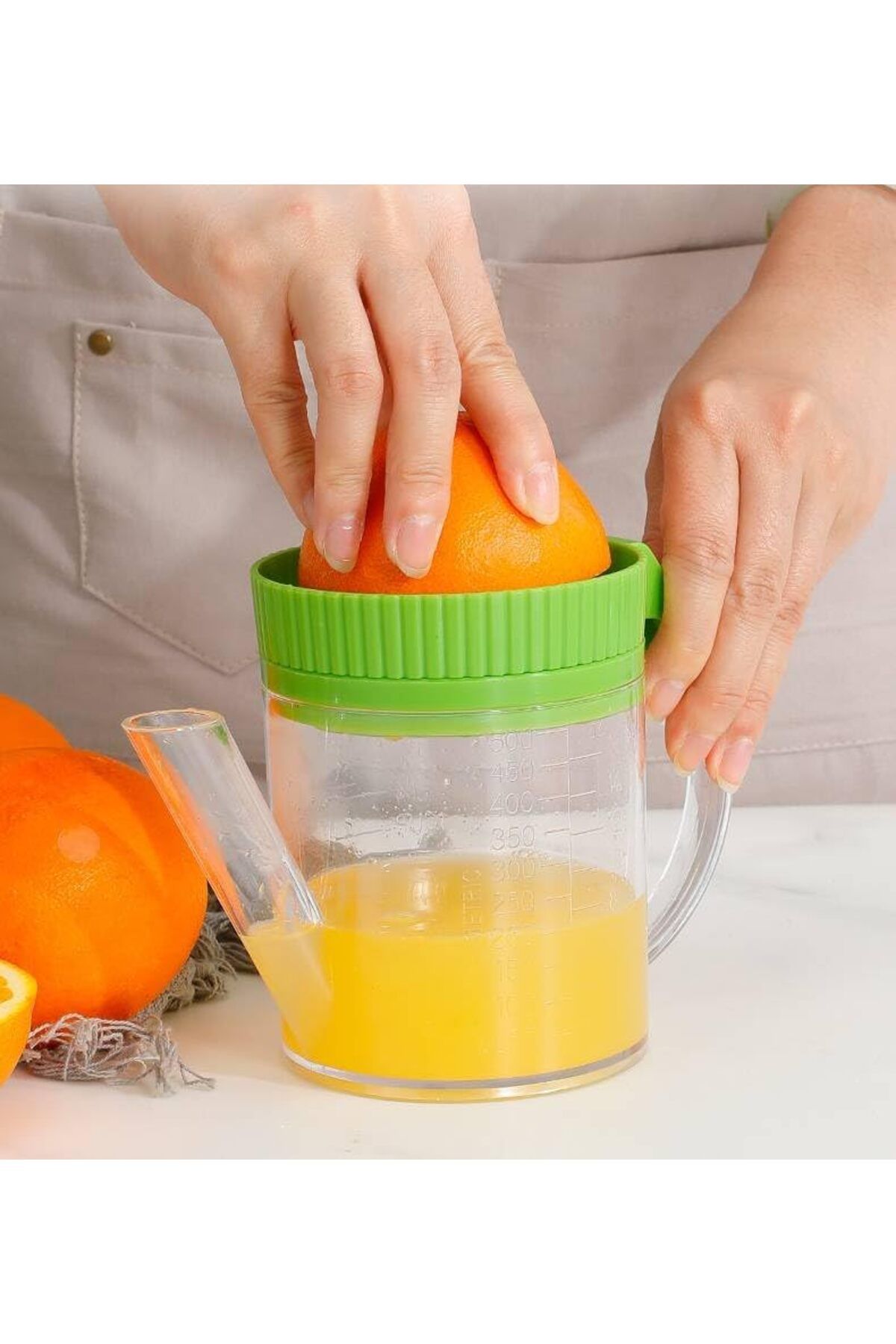 SAFA-Lemon and Orange Juicer and Fat Squeezer, Manual Hand Juicer with Built-in Measuring Cup and Strainer, 500ml/16oz 2