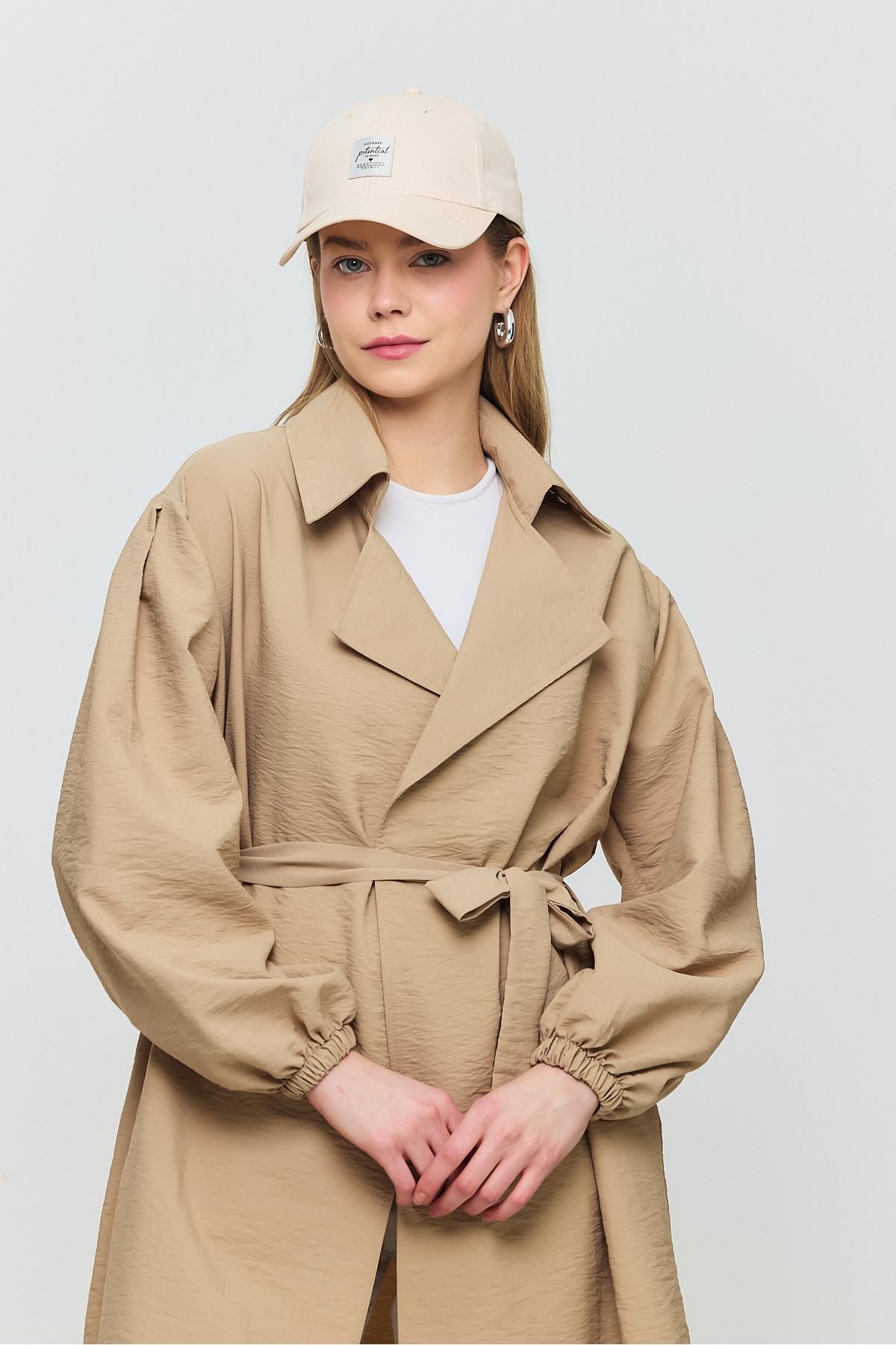 Rays-Belted Sleeve Elastic Trench Coat with Mink 4579A Model 4