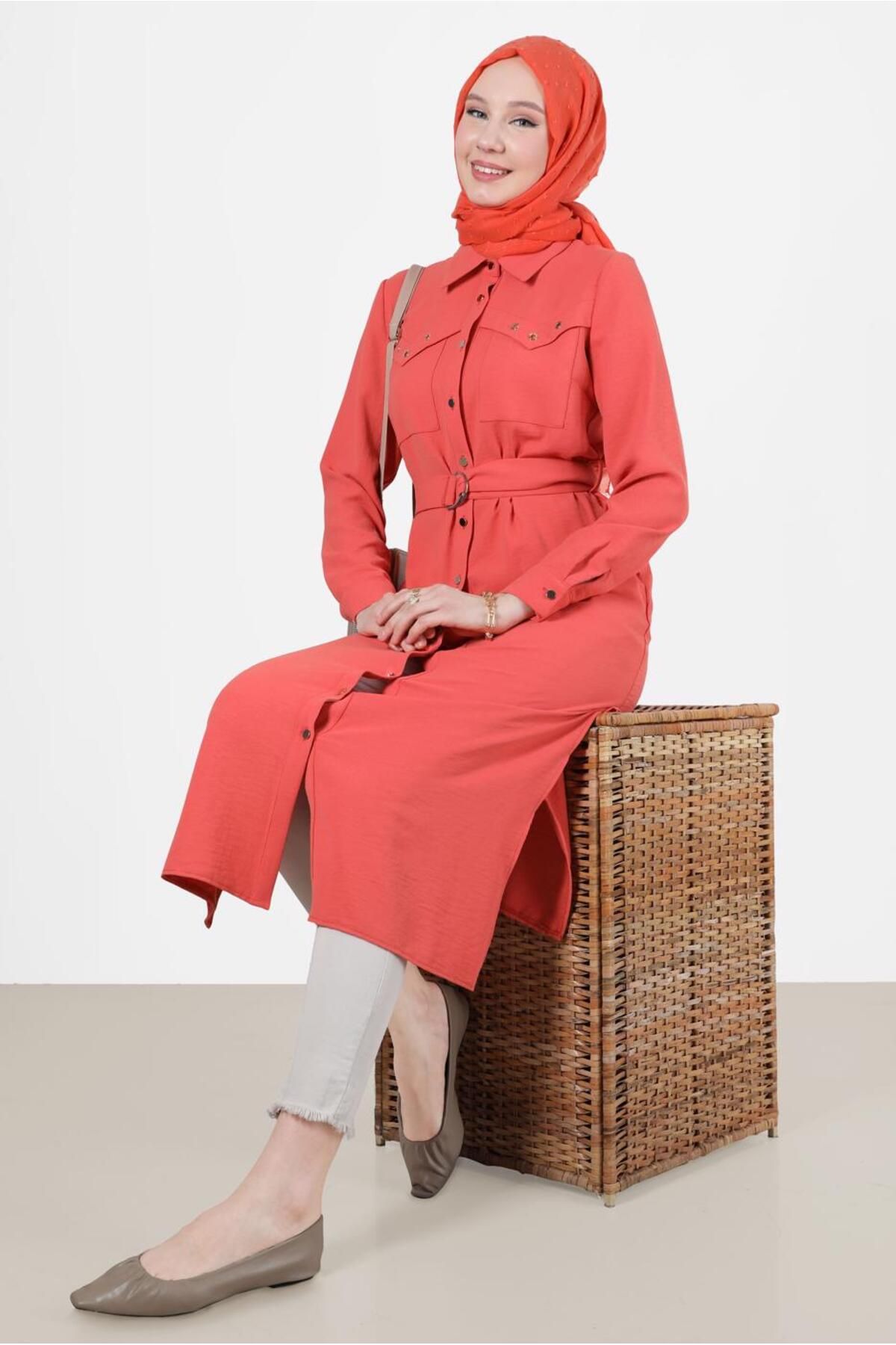 تونیک کمربند دکمه دار 42536 Alvina