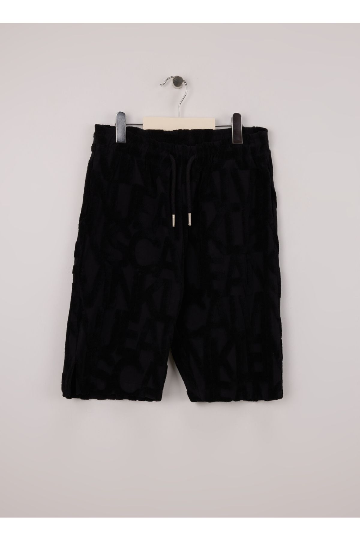 Calvin Klein Calvin Klein Elastic Waist Regular Fit Czarne Szorty Chłopięce Beh Mężczyzna - 16 years