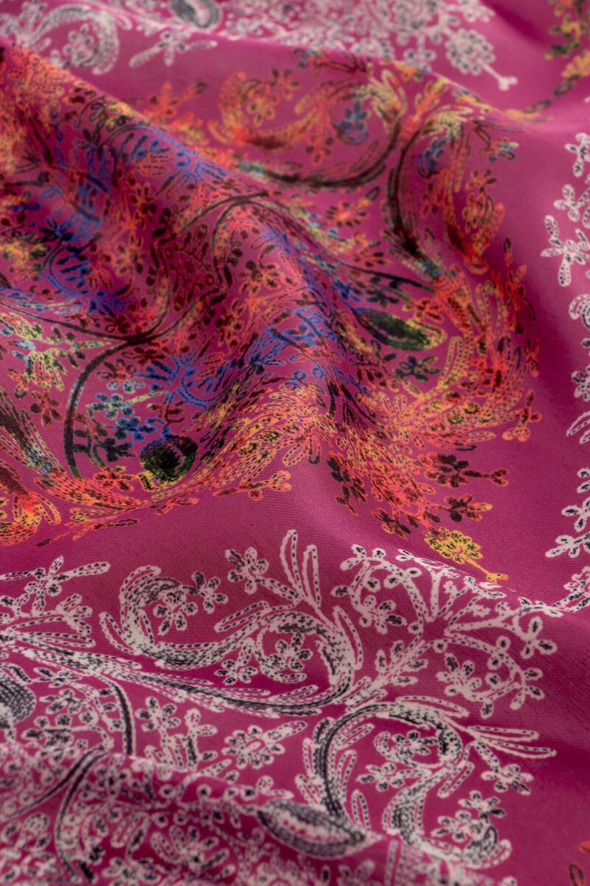 Bursa İpek-Fuchsia Ethnic Pattern Soft Shawl 3