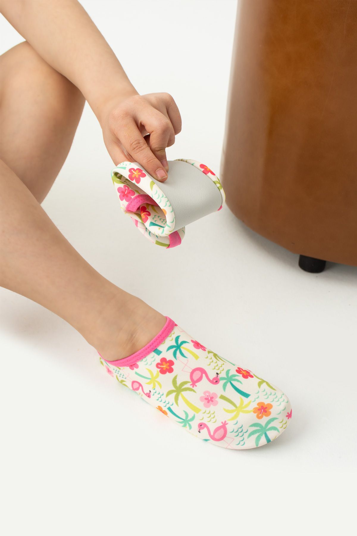 Funny Baby-Patterned Slide-Based Irritable Durable Sea and Pool Booties 4