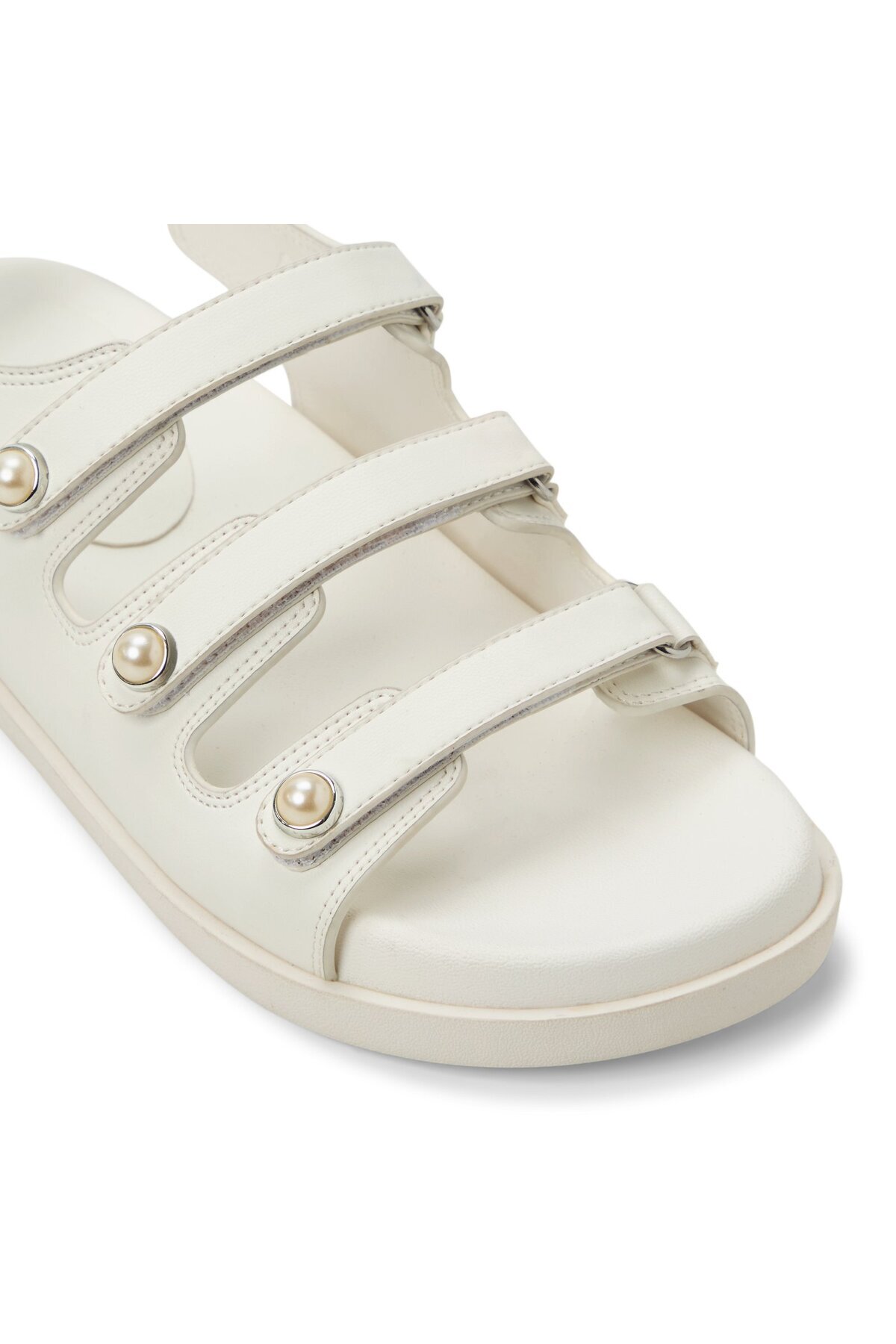 Call it Spring-White Pearlle Flat Sandals For Women 5