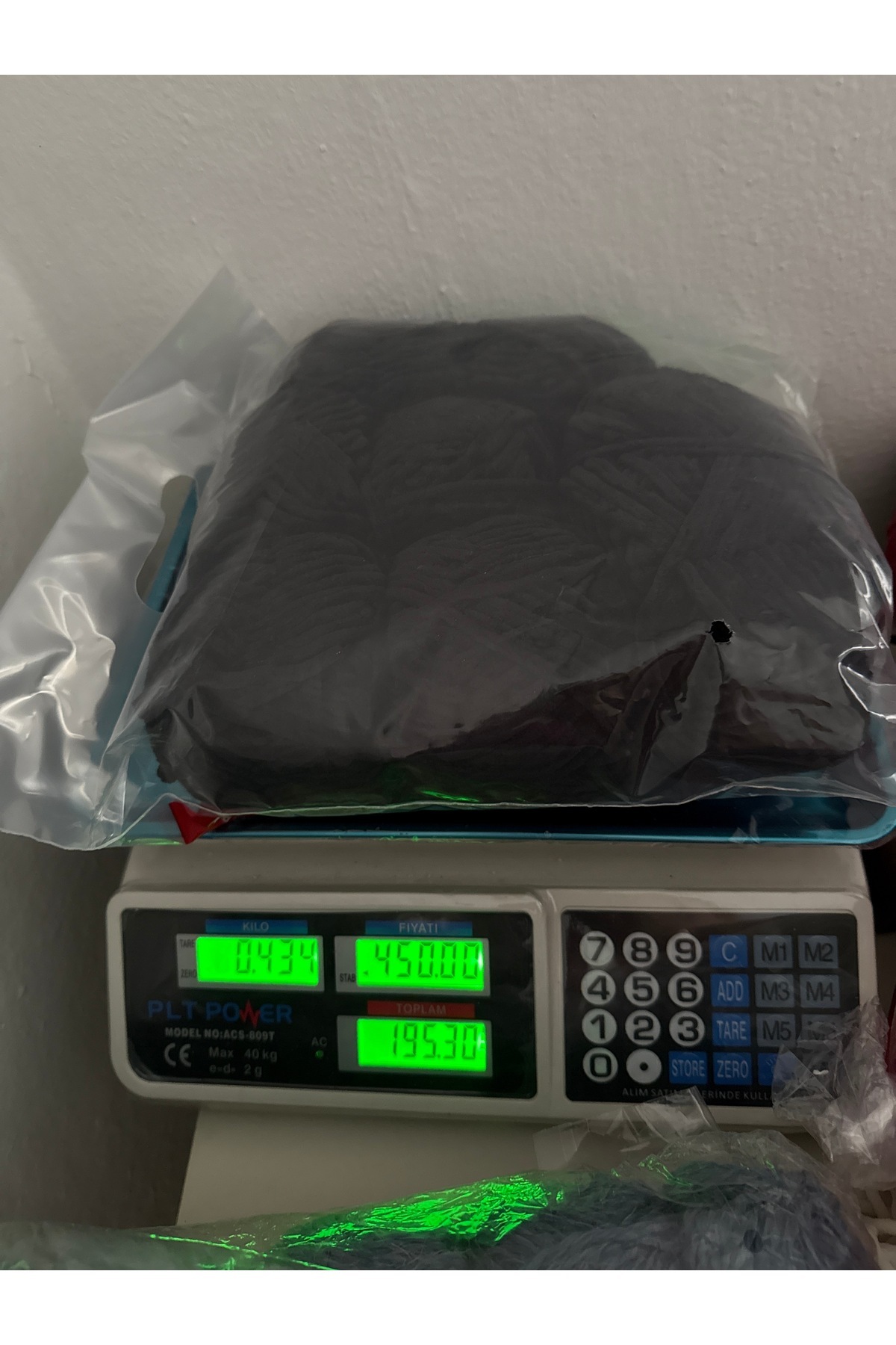 SÜSLÜTASARIM Himalaya Kadife Ip(SİYAH)(480 GRAM)