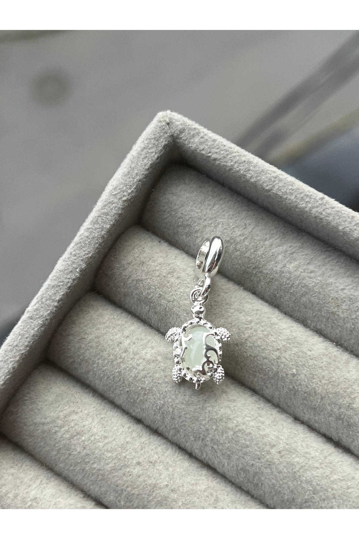 asaf Beyaz taşlı kaplumbağa charm | asafaccessory