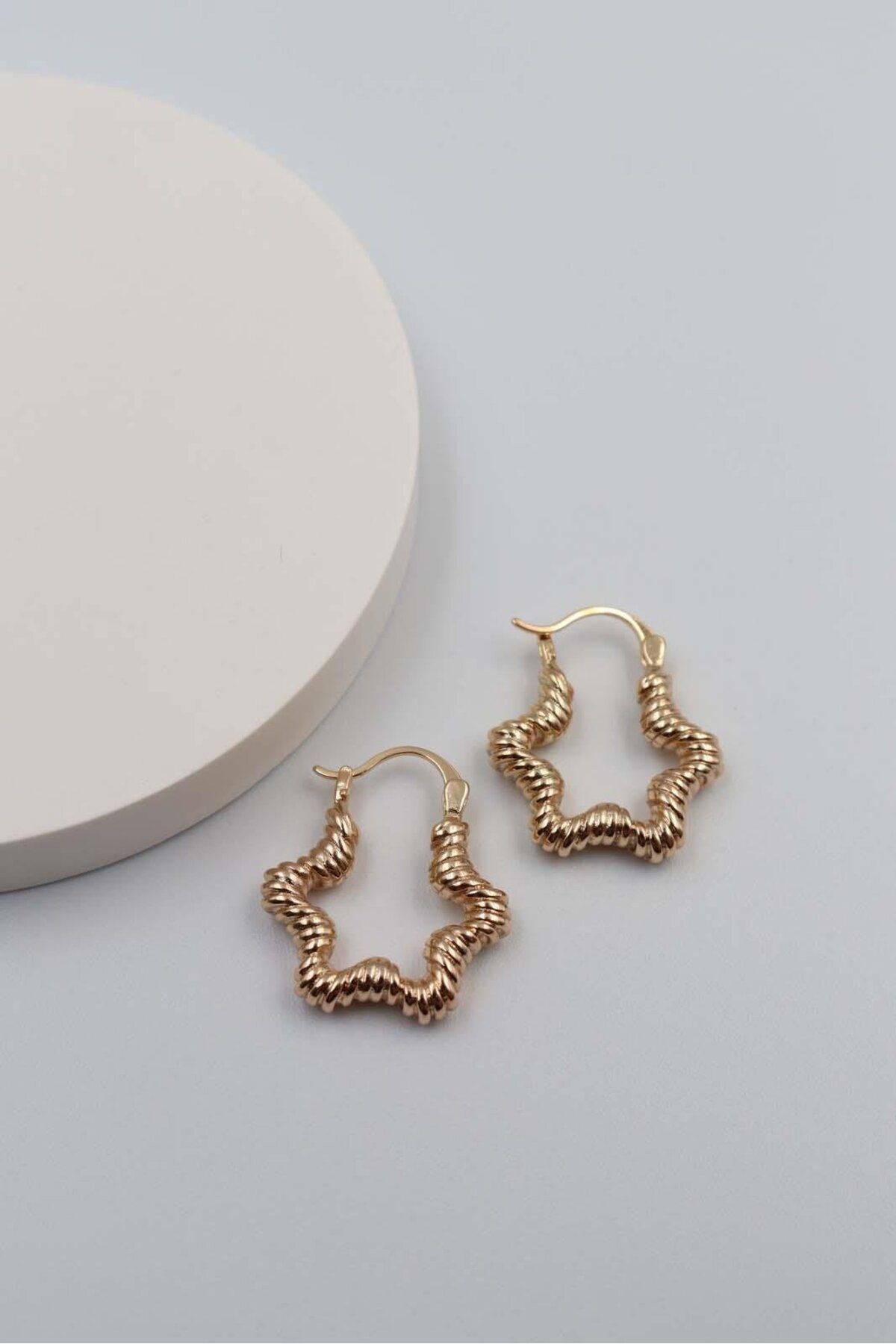 BY CANSU ACCESSORİES Sassi Gold Küpe