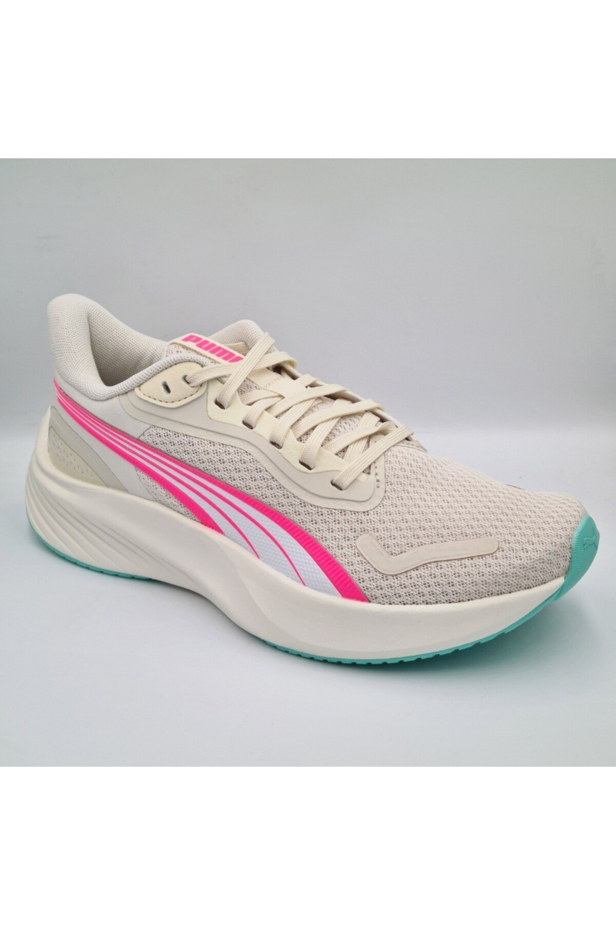 1_org_zoom کفش Puma پوما مناسب دویدن زنانه Pounce Lite رنگ بژ اورجینال - تصویر 1
