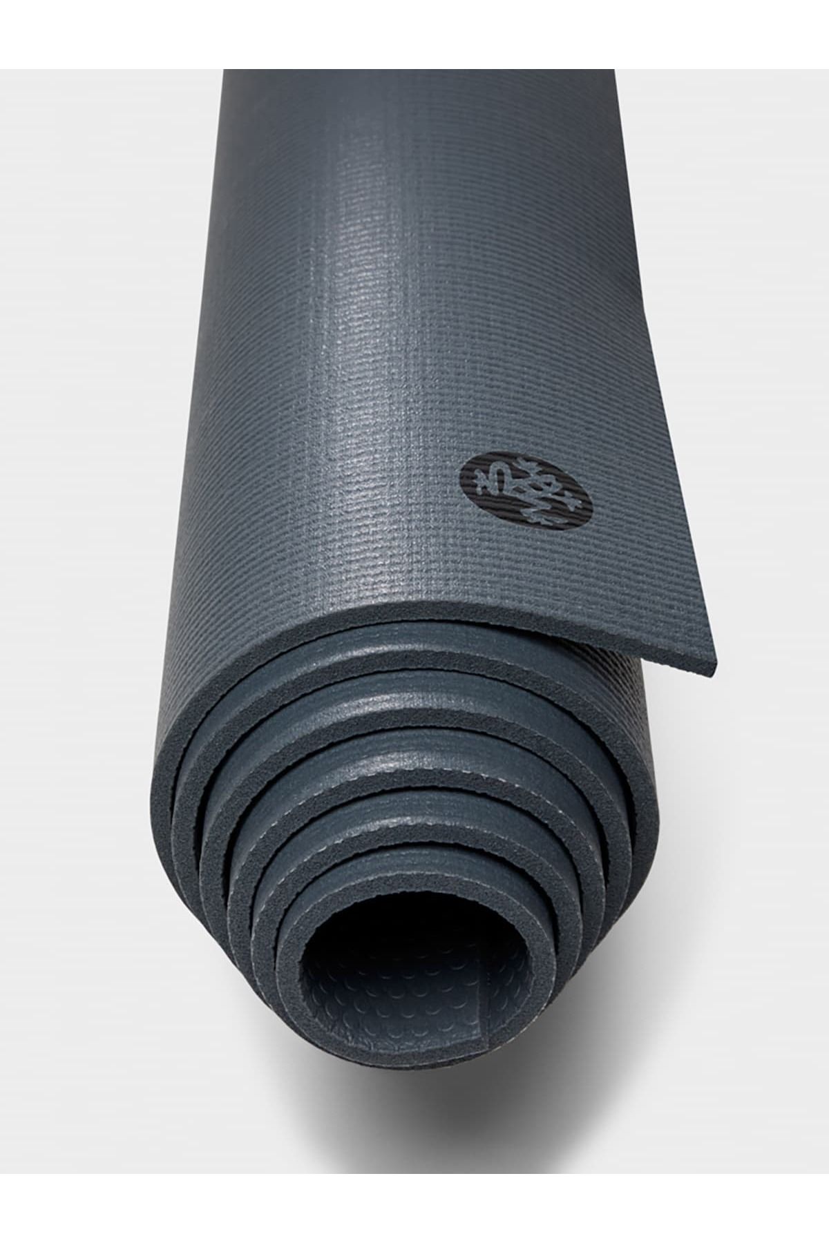 زیرانداز پیلاتس خاکستری Pro ™ Mat مشکی Thunder 6mm Yoga Standard 180 سانتی متر MANDUKA