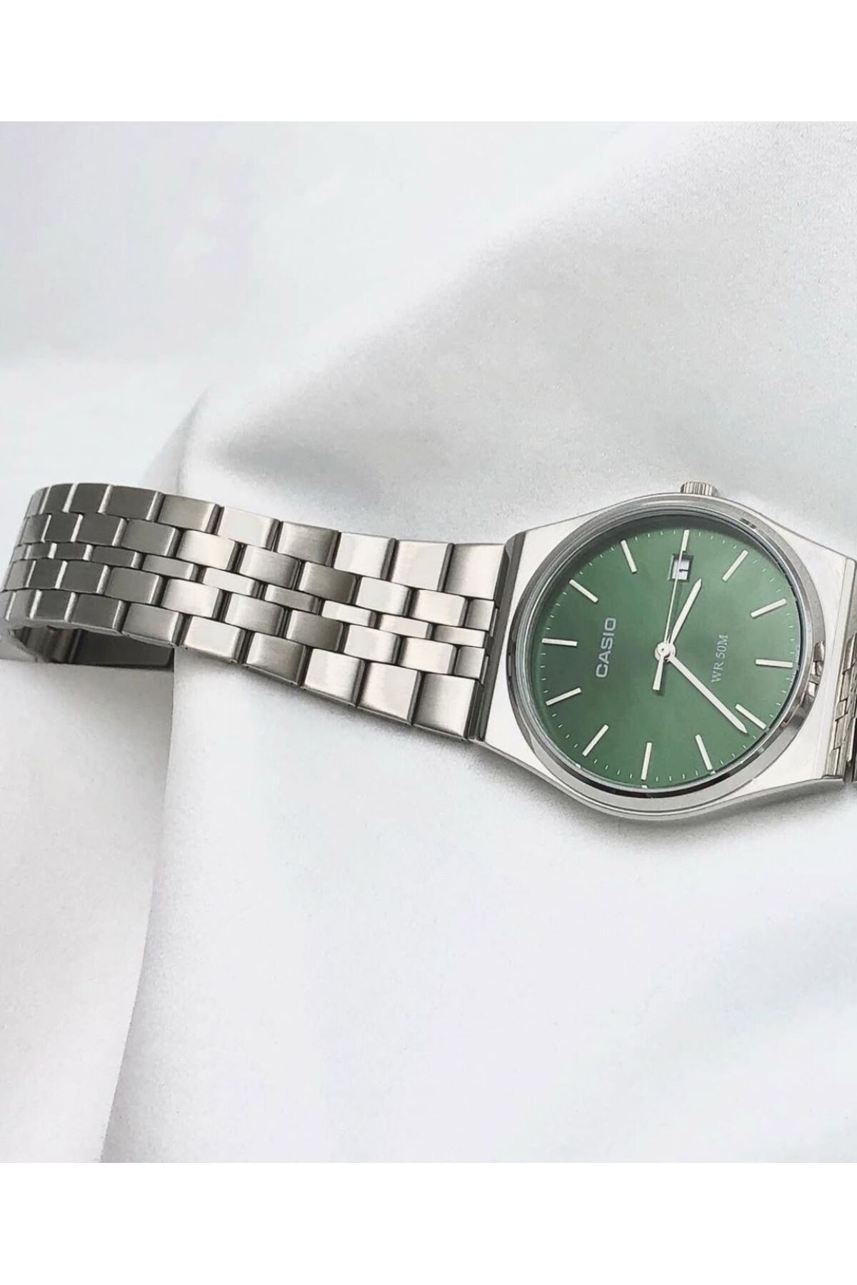 Casio-Casio Men's Analog Quartz Watch with Green Dial and Stainless Steel Strap MTP-B145D-3AVDF 2