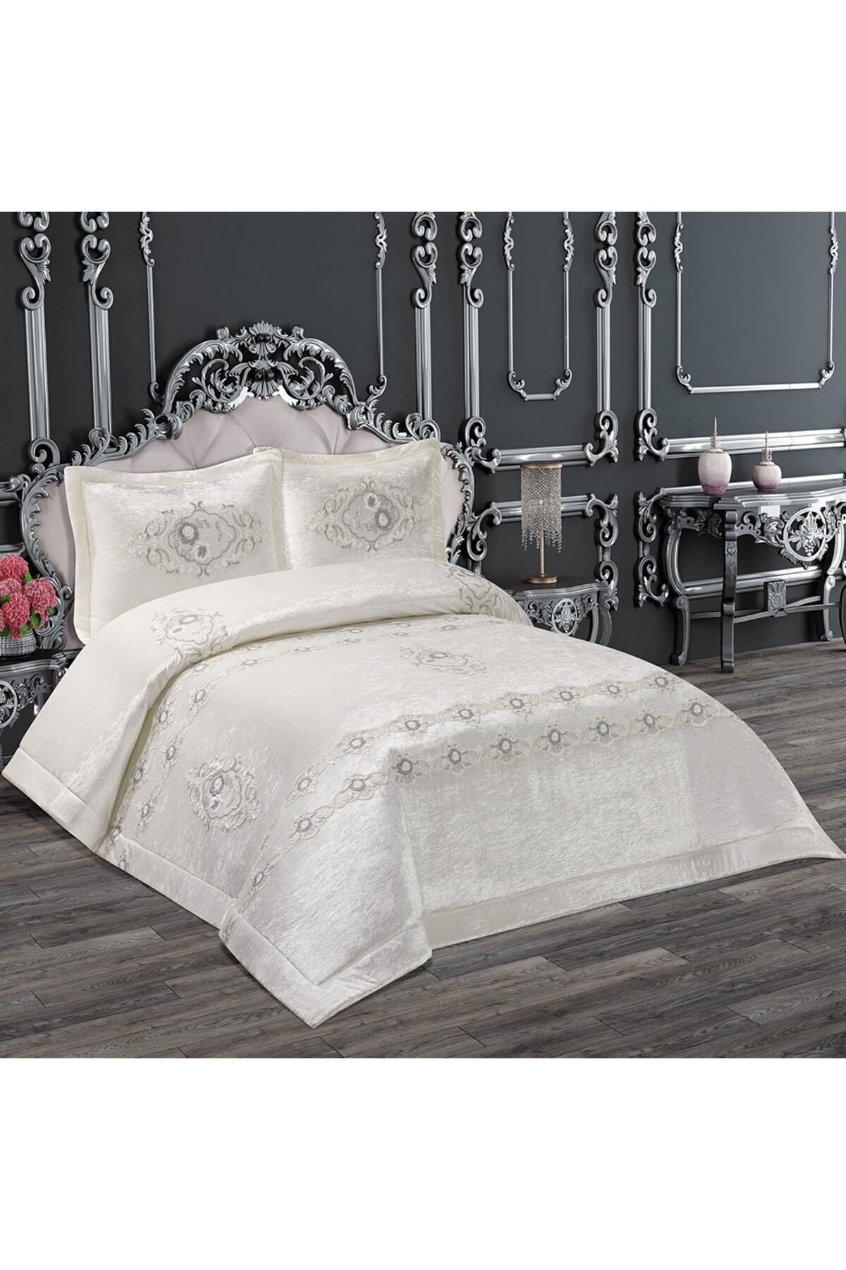 Solinas Collection-Diana Cream Velvet - Double Dowry Bedspread 2