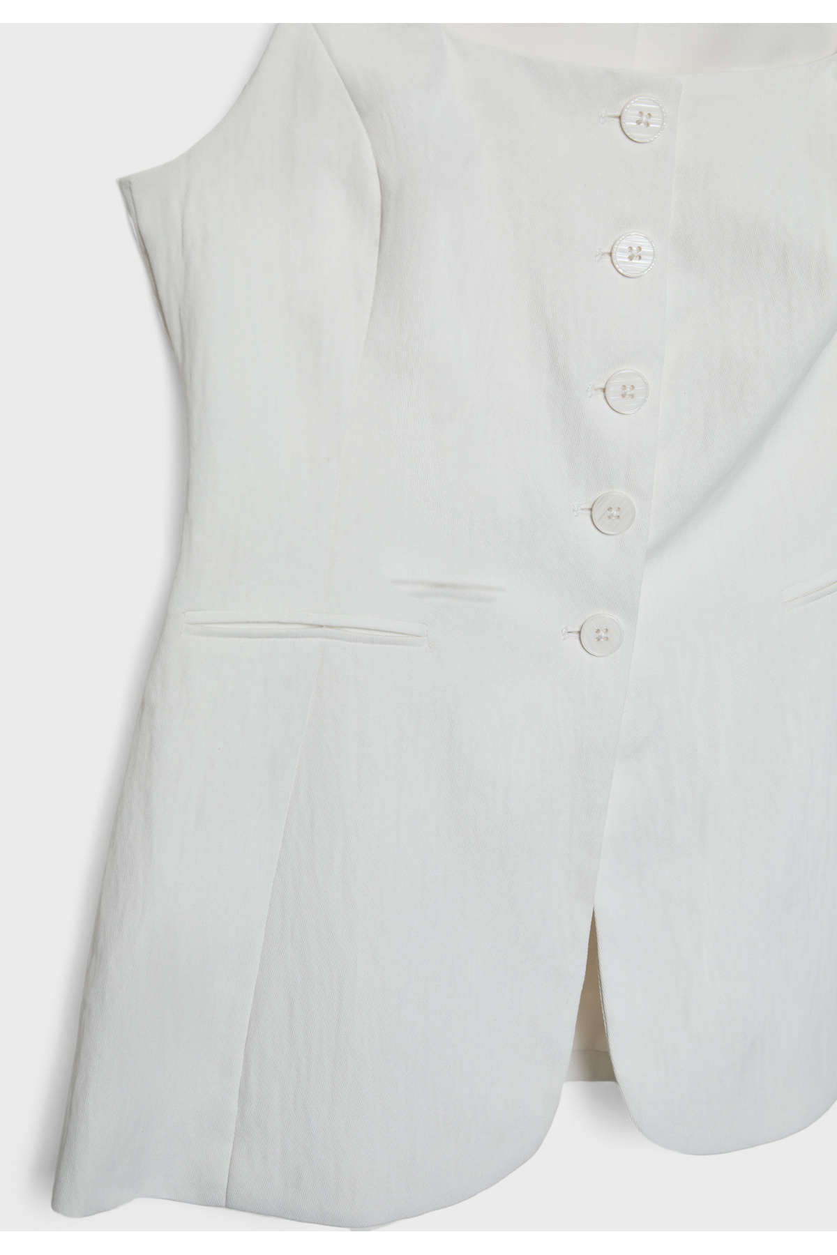 Stradivarius-Textured flowing waistcoat 6