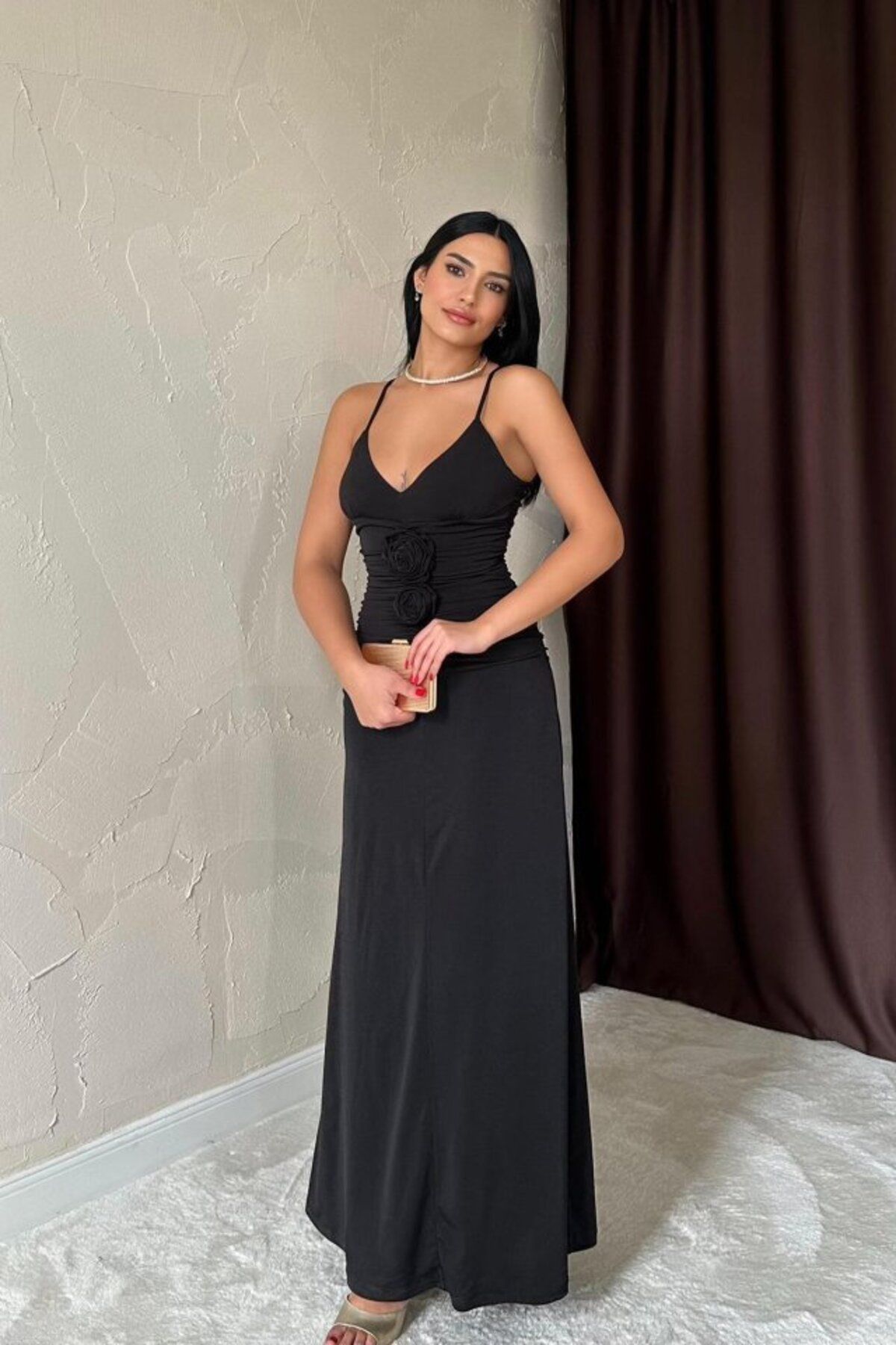 MRA Fashion Siyah Büzgülü Uzun Güllü Elbise