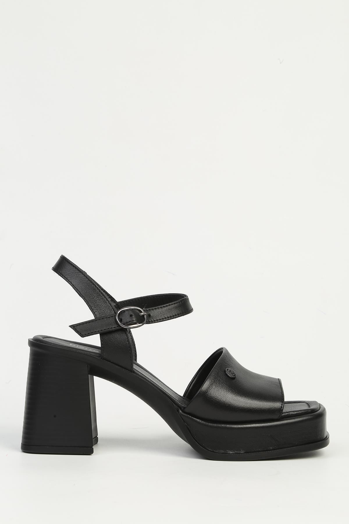 کفش پاشنه دار زنانه مشکی PC-54586 Pierre Cardin