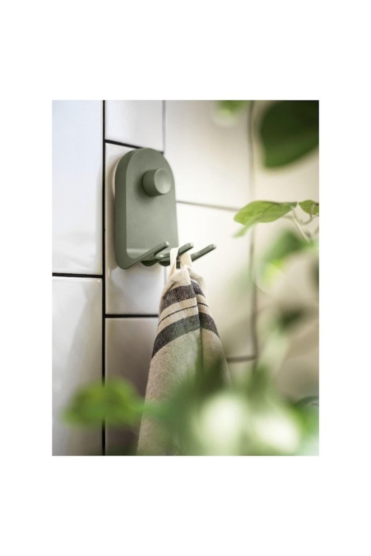 IKEA-ÖBONÄS Triple Hook with Suction Cup – Space-Saving Hanging Solution (Grey-Green, 7x11 cm) 3