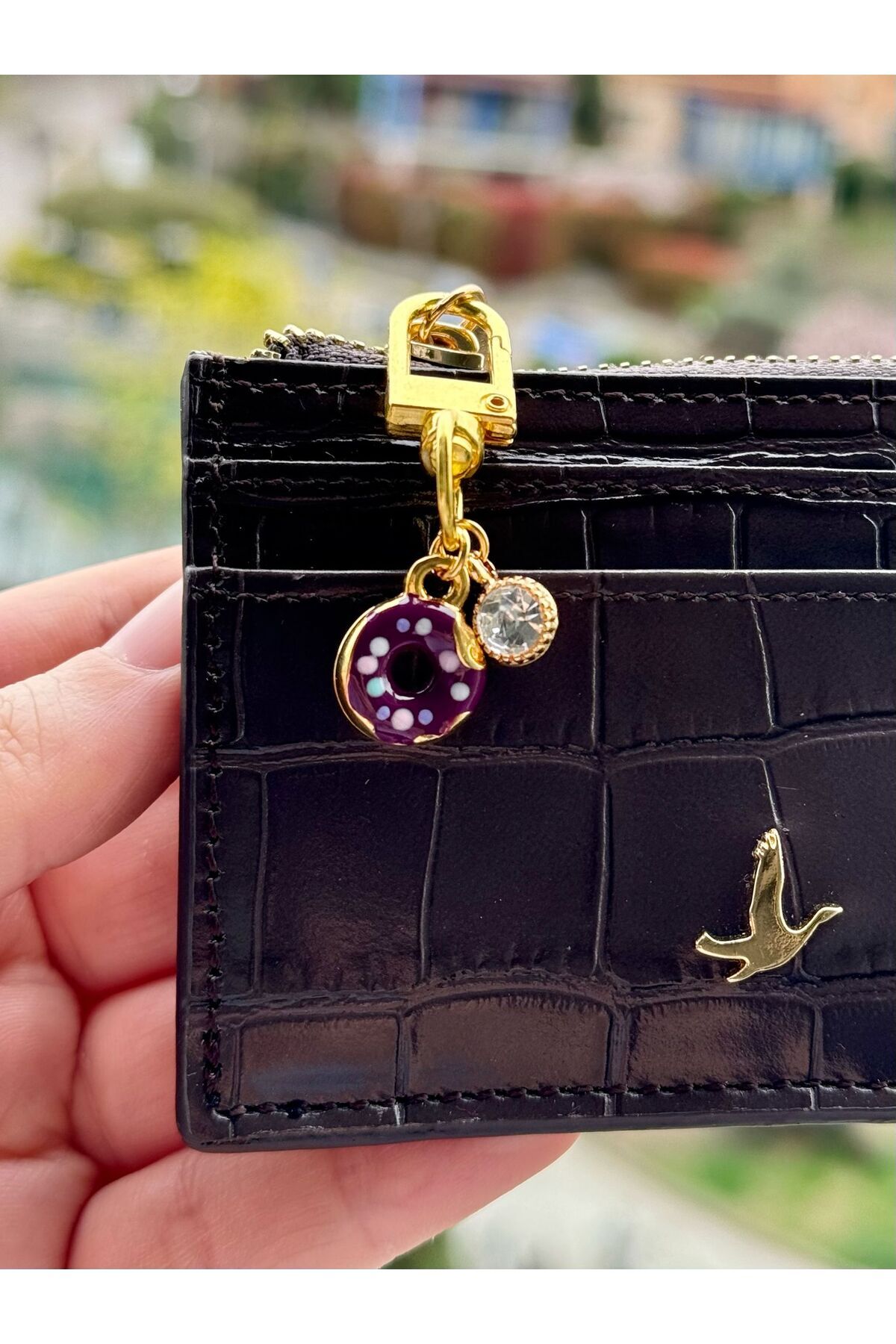 PEONY peonyofficiall Klipsli Donut Altın Kaplama Cüzdan Süsü Charm Çanta Süsü Anahtarlık