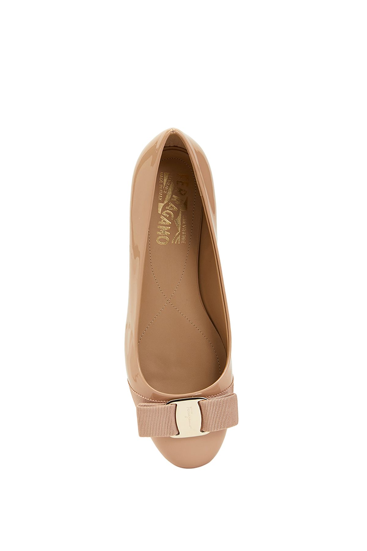 👠 Ferragamo ile Şıklığı Yakalayın! En Yeni Ürünler Burada!