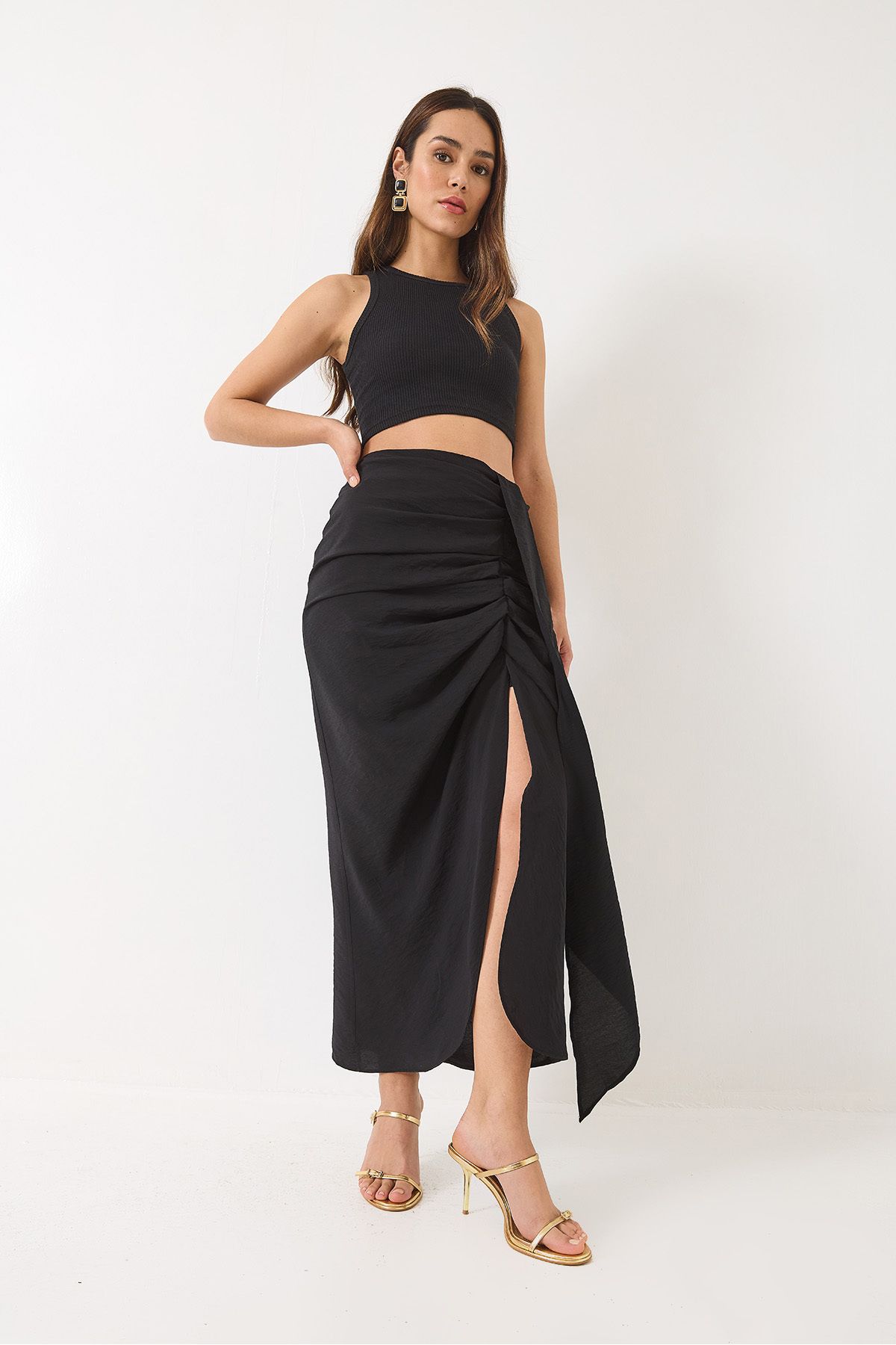 Bianco Lucci-Women's Back Gathered Slit Detailed Lined Skirt 241041 60282011 4