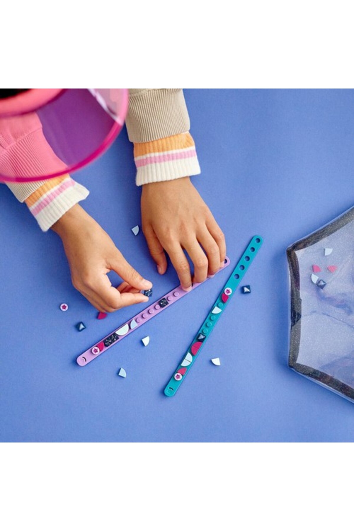 41934 ® دستبندهای ستاره‌ای نقطه‌ای استارلایت ۳۴ عددی +۶ سال