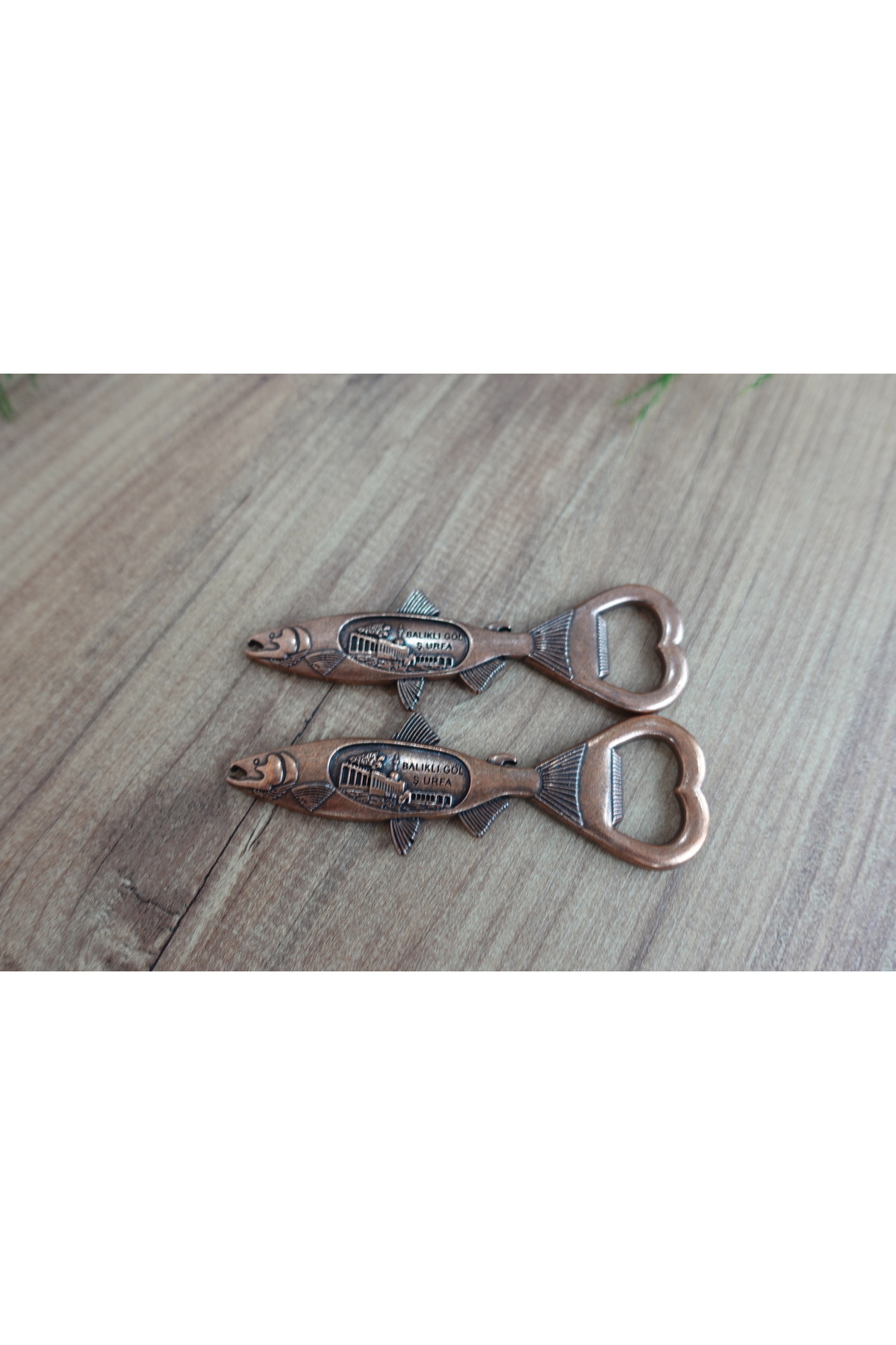 yeşiliseviyorum 2 Adet Bakır Magnet Şanlıurfa BalıklıGöl Hatırası Kaliteli Şişe Gazoz Soda Açacağı Açacak Kahverengi