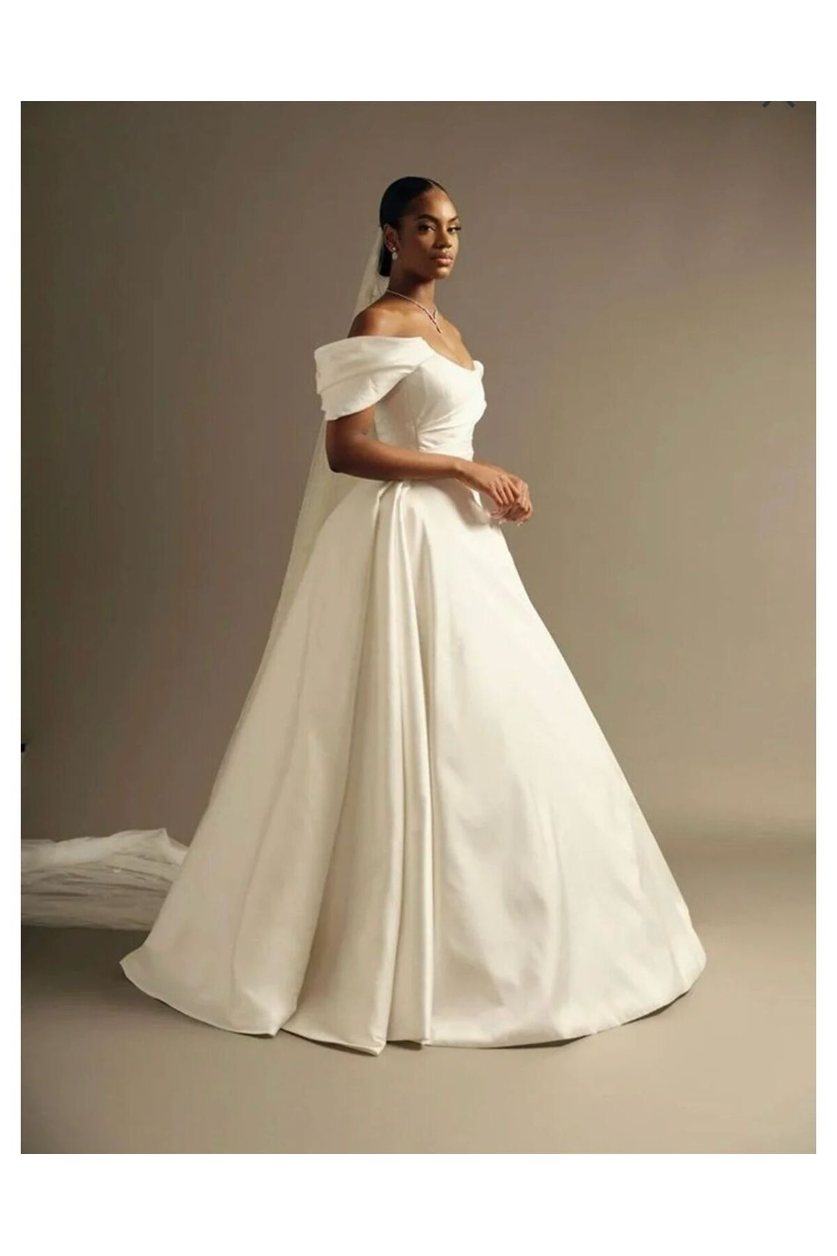 Princess Wedding Dress For Winter Bride Long Sleeve Satin