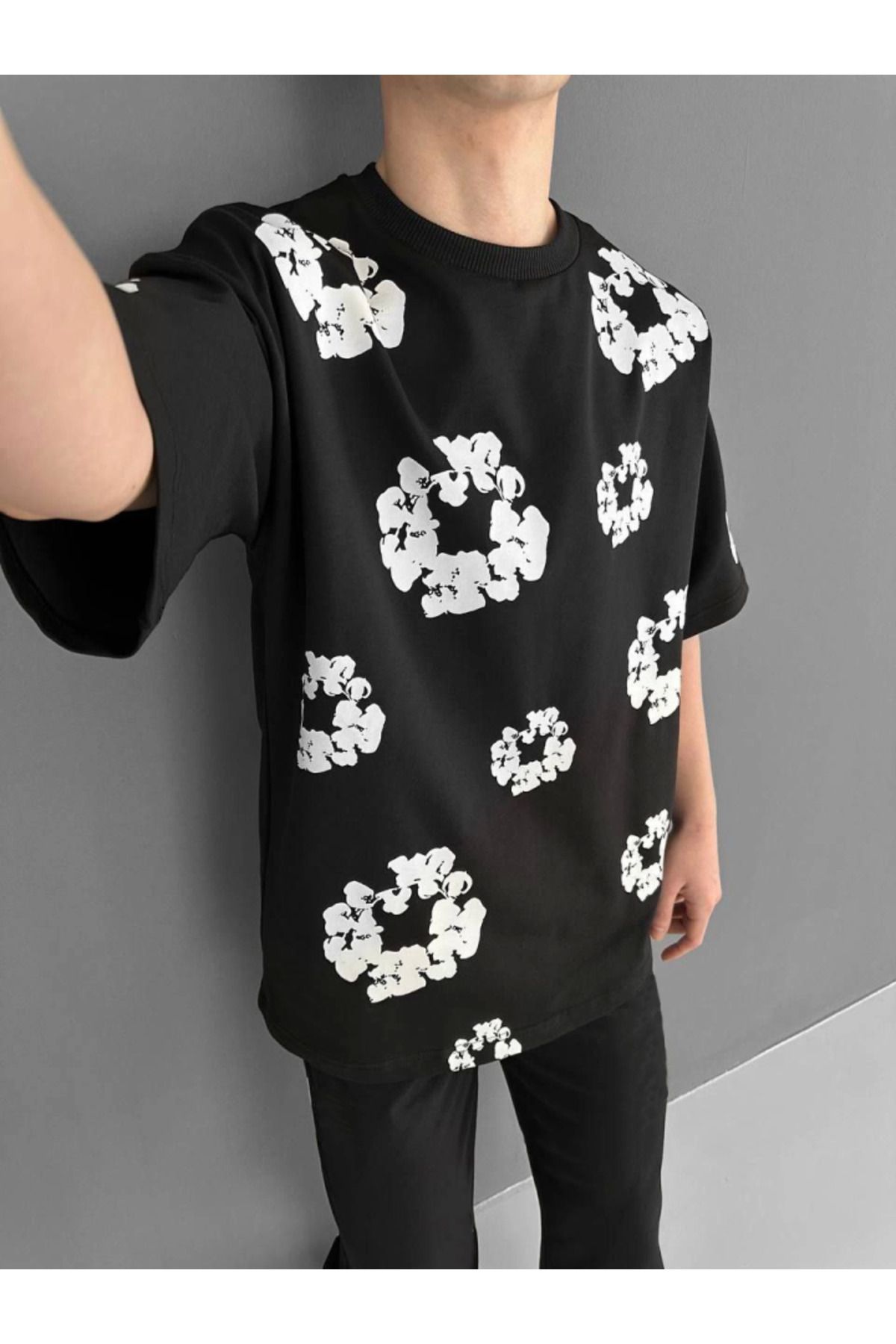 Deridün Yıldız Shoes Ön Ve Arka Baskılı Oversize Bisiklet Yaka T-shirt- Siyah