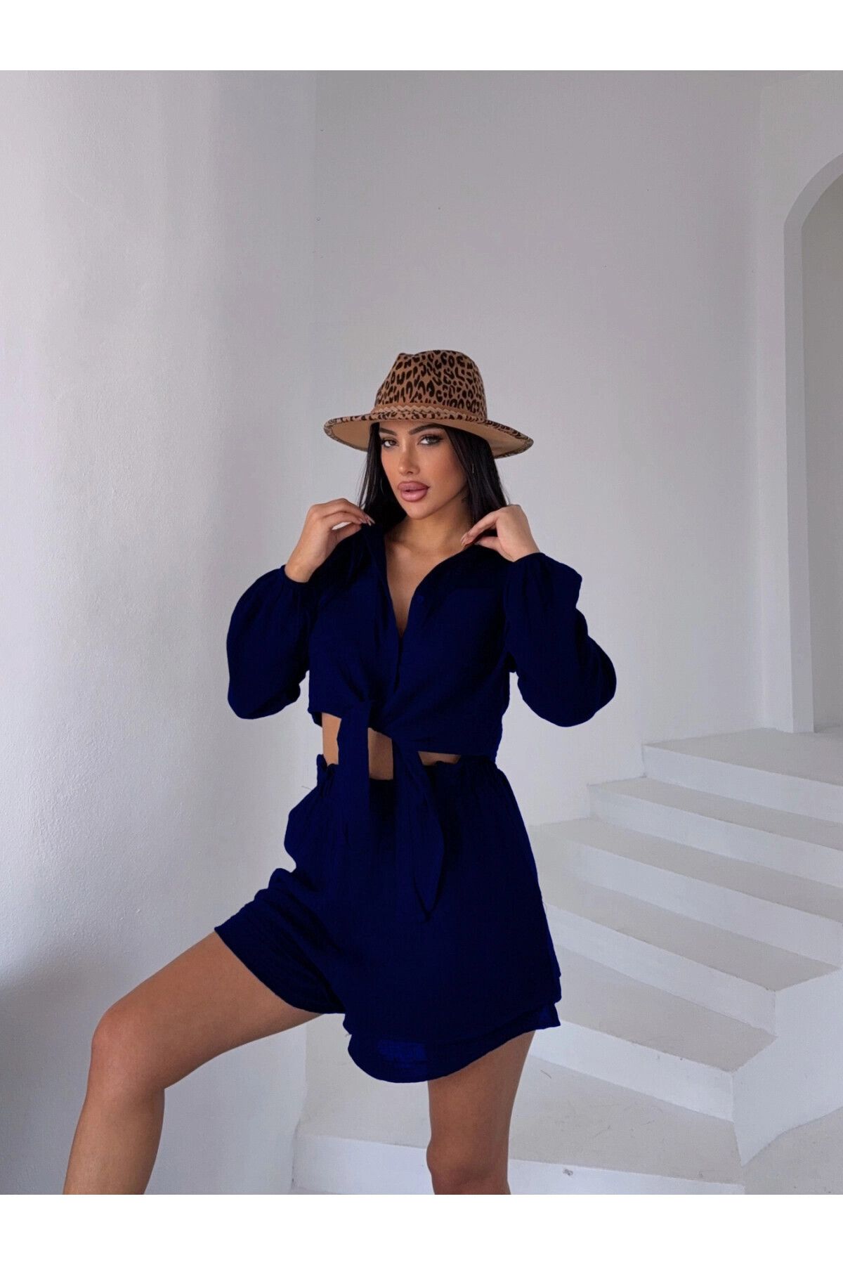 complete the look image