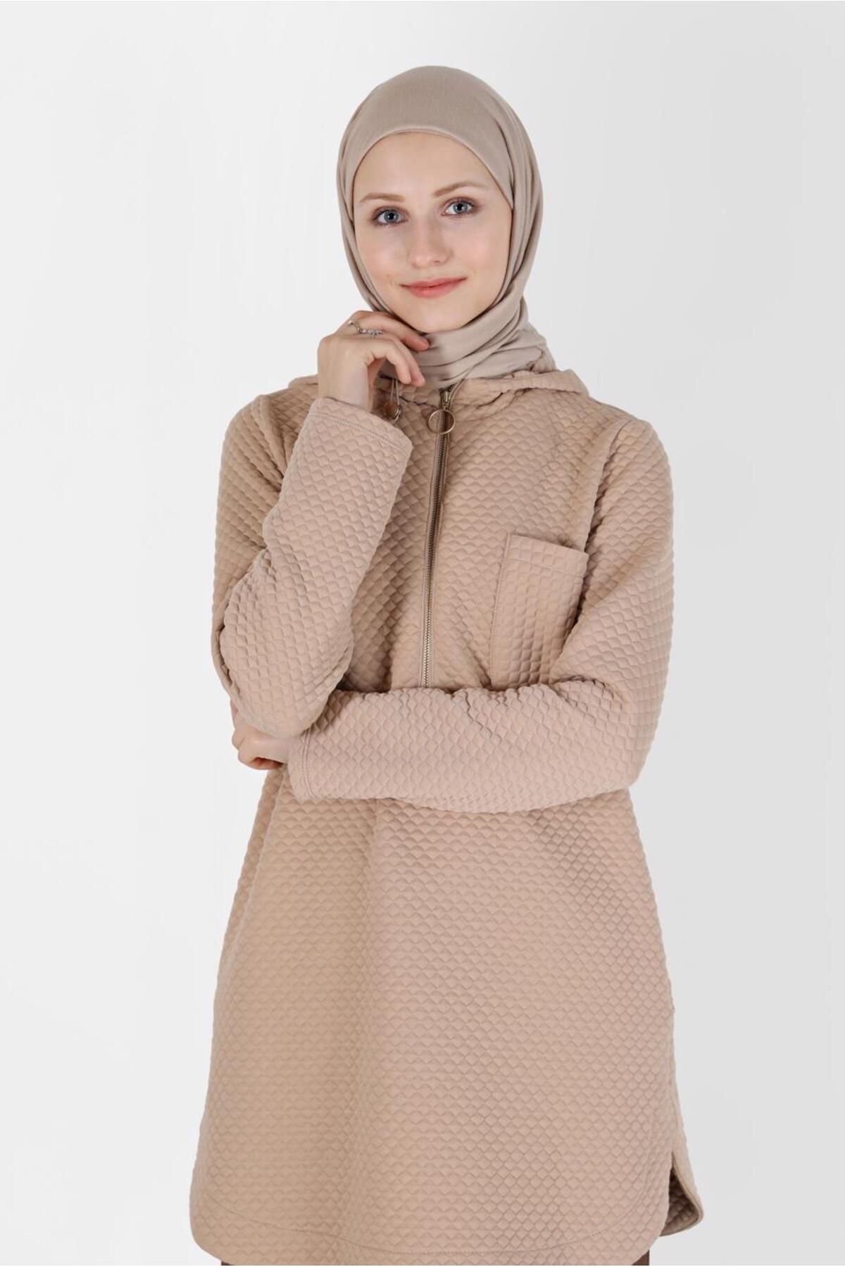 تونیک لحاف دار کلاه دار با جزییات جیبی 42373 Alvina