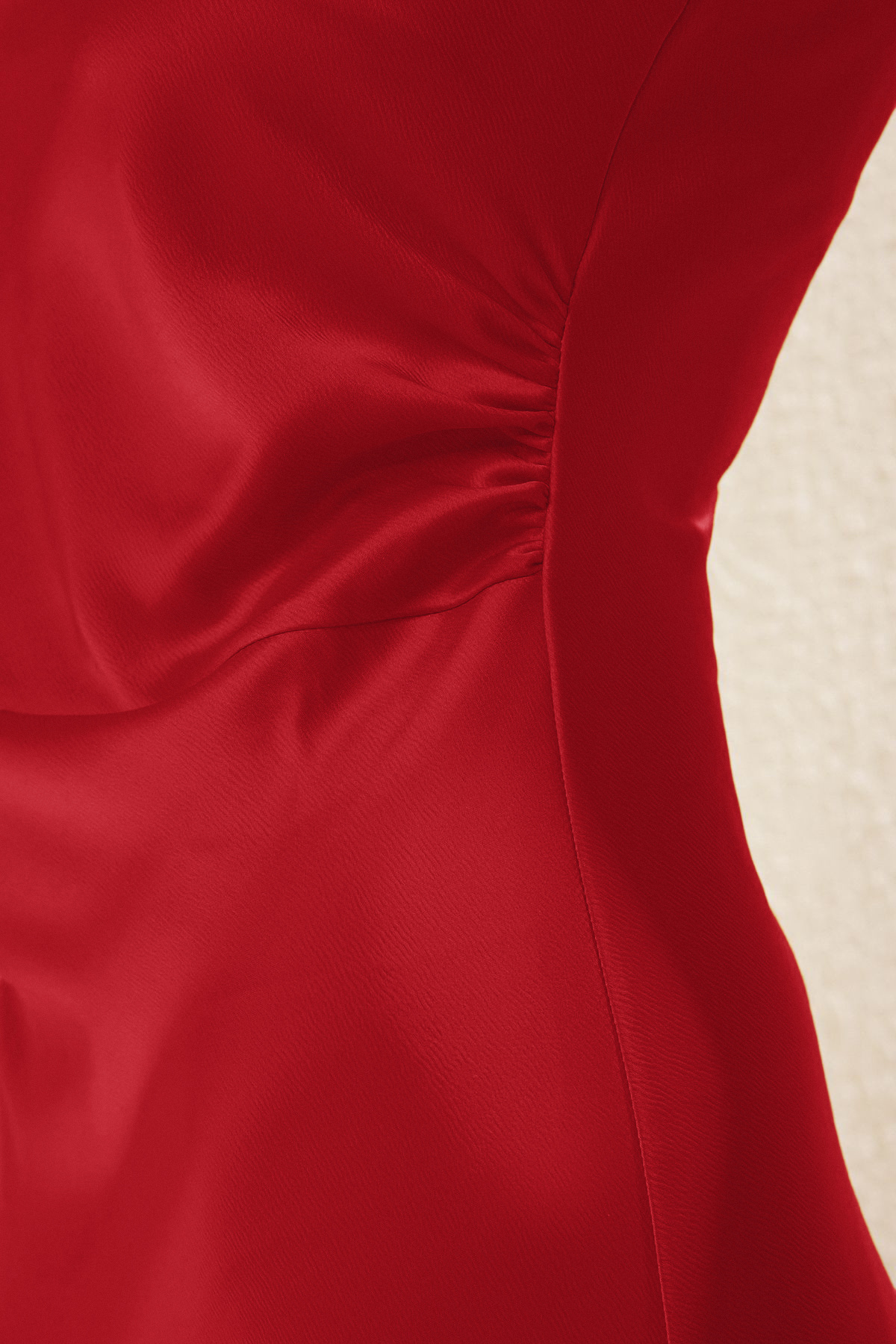 Trendyol Collection-Rotes, figurbetontes, gewebtes Maxi-Abendkleid aus Satin für die Nacht, Abschlusskleid TPRSS25AE00066 4