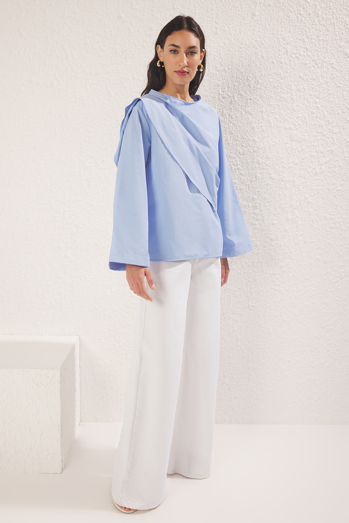 Trendyol Modest-Blue Terrycotton Shawl Detailed Woven Tunic Tctss25Uk00012 1