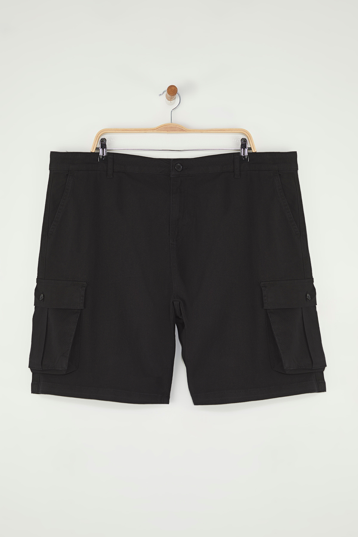 Trendyol Collection-Black Large Size Cargo Pocket Regular Fit Comfortable Cotton Shorts & Bermuda Tmnss25Ap00008 2