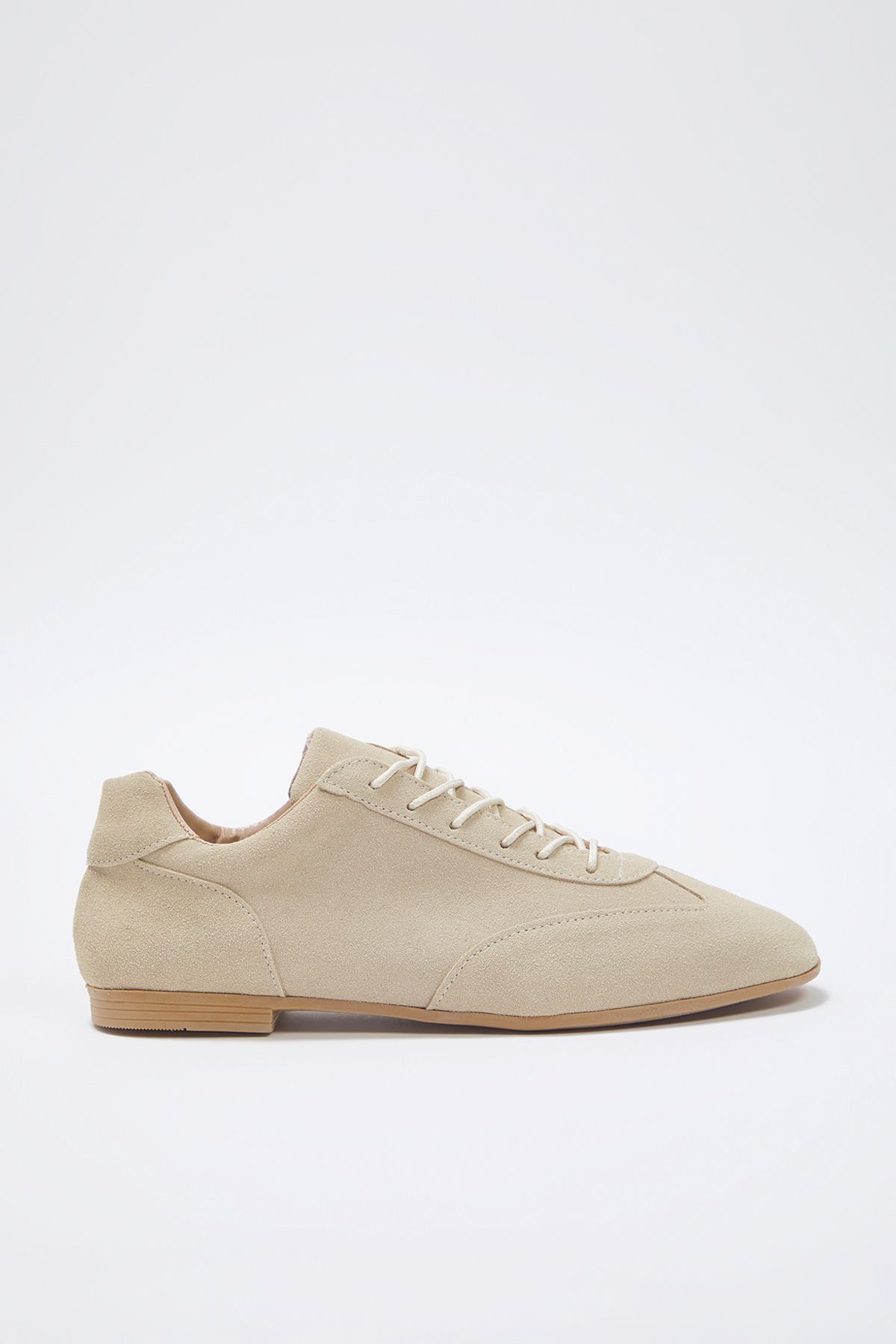 trendyol-shoes-womens-sneakers