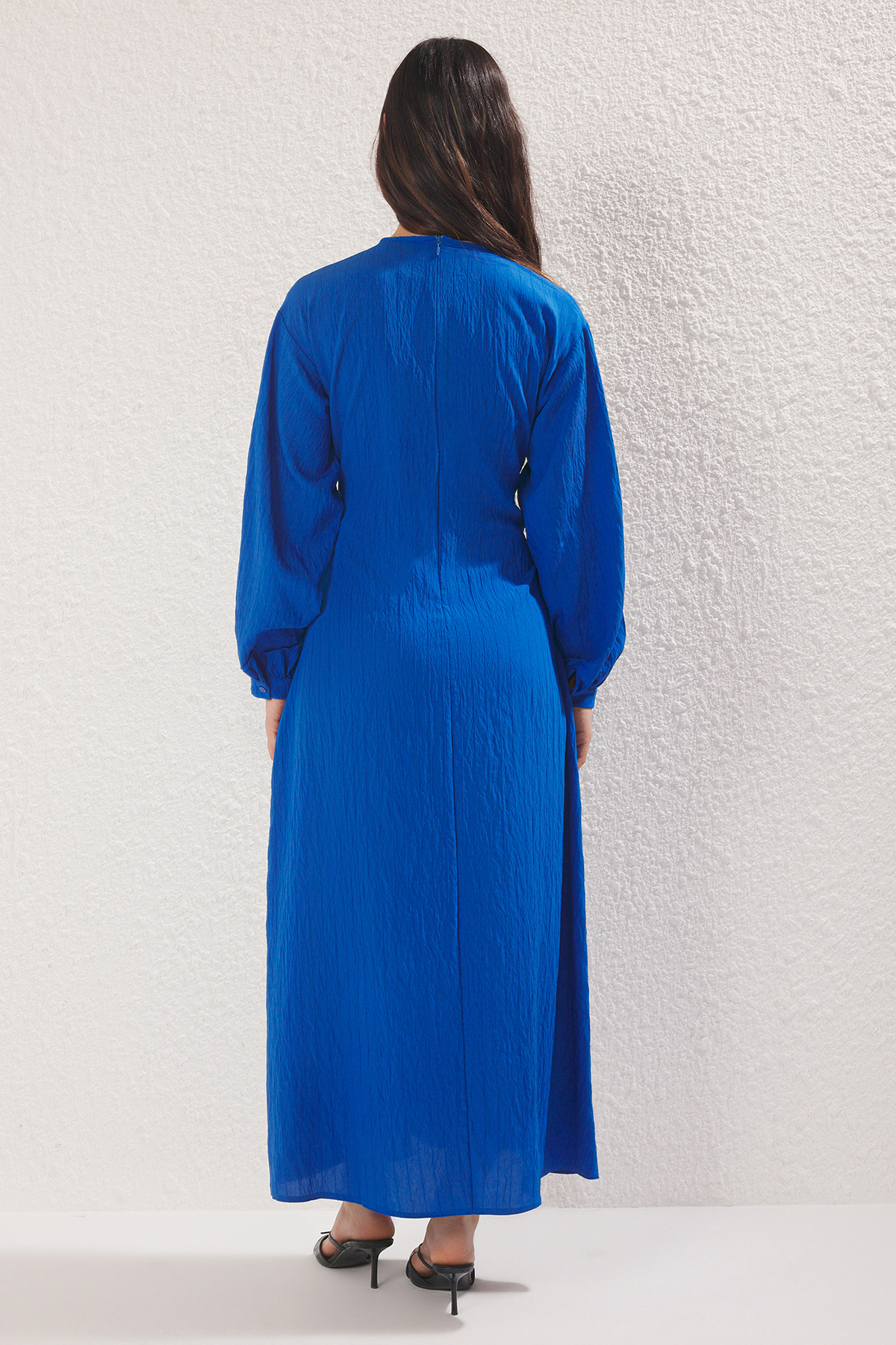 Trendyolmilla Modest Saks Önden Bağlamalı Astarsız Dokuma Elbise