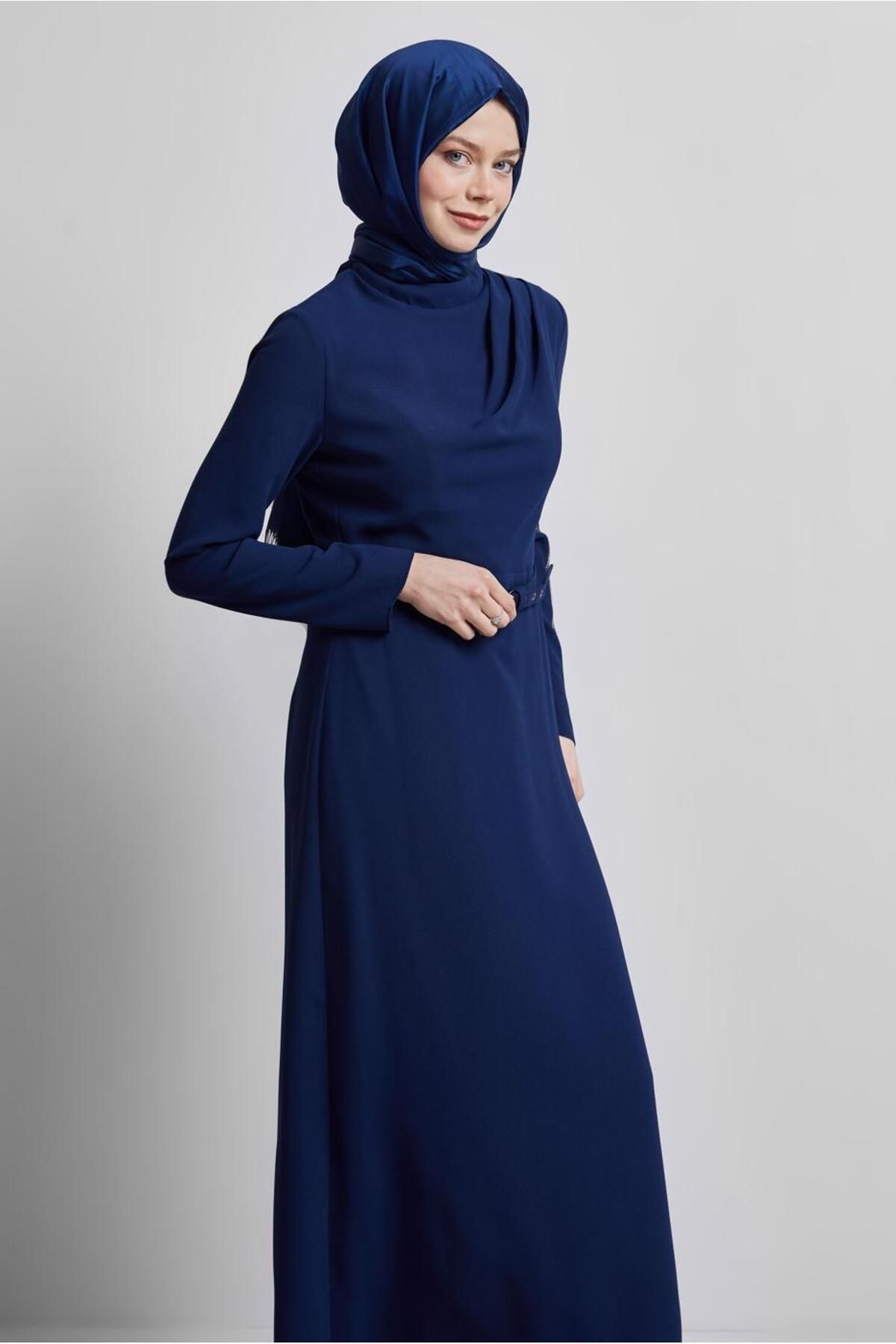 لباس کمربند 45333 Alvina