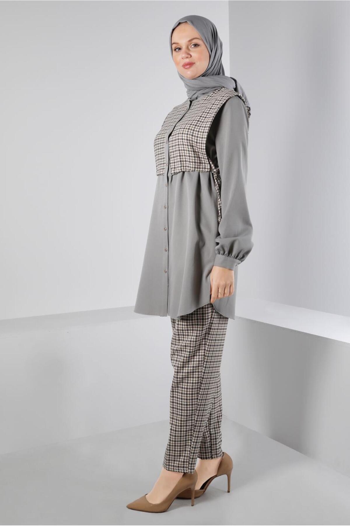 Alvina-Double Pants with Binding Detail and Clog Pattern. Team 43266 2