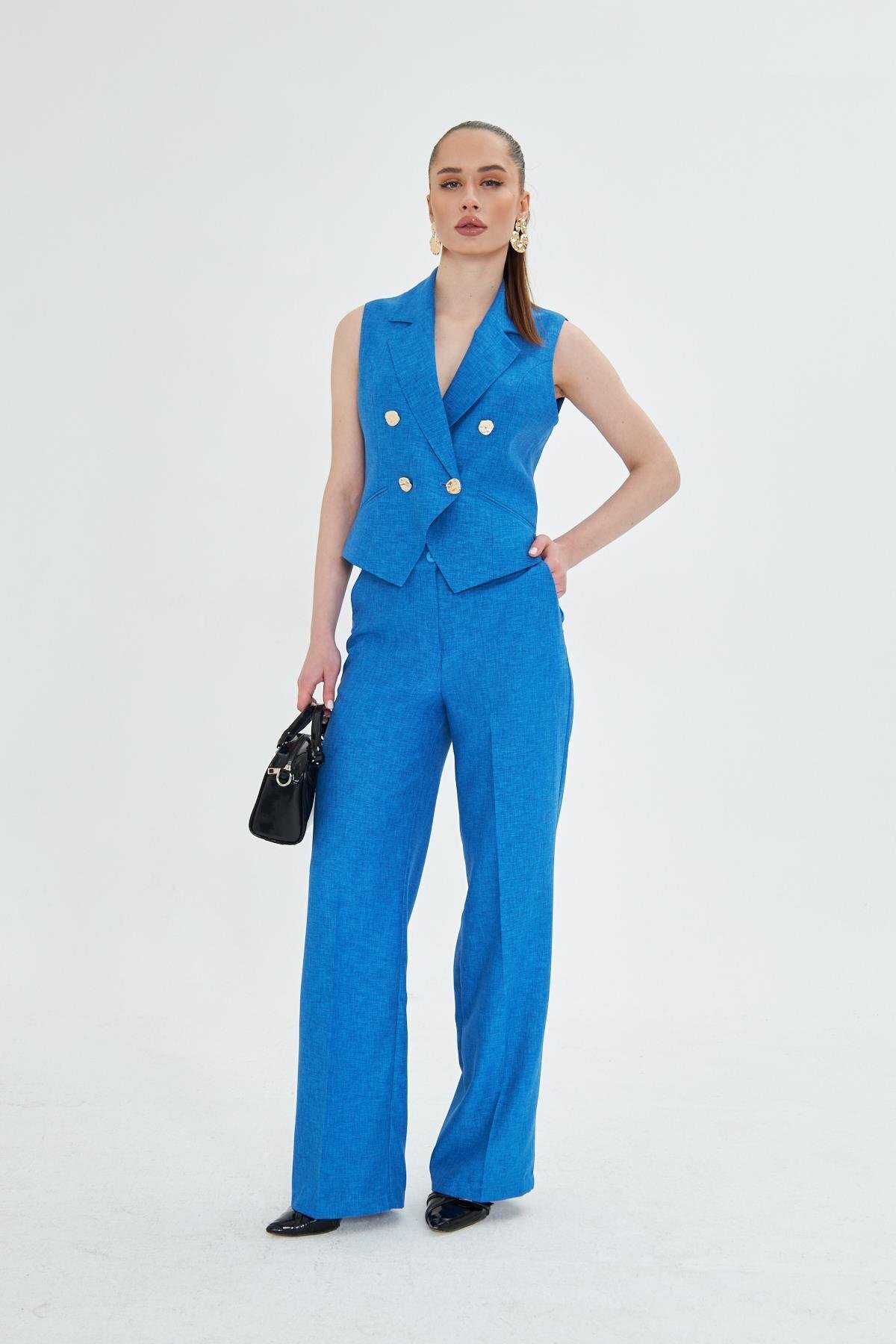 complete the look image
