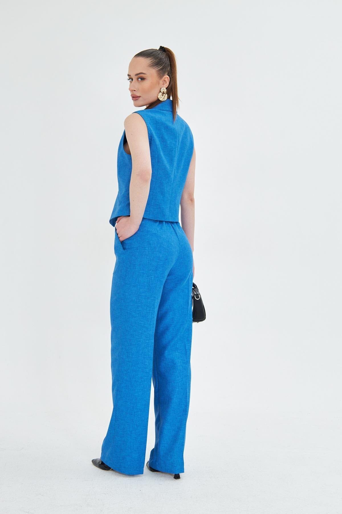 LOVELF-Gold Buttoned Short Vest Suit Saks 4