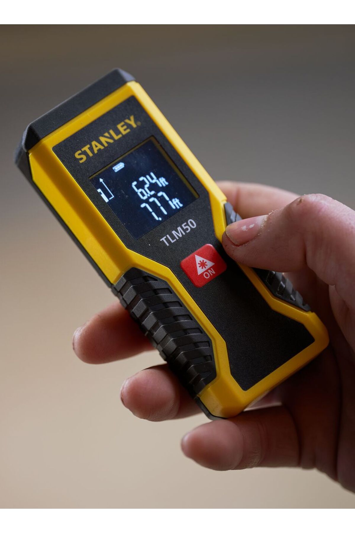 Stanley-Compact Laser Measurer - 15m STHT1-77409 7