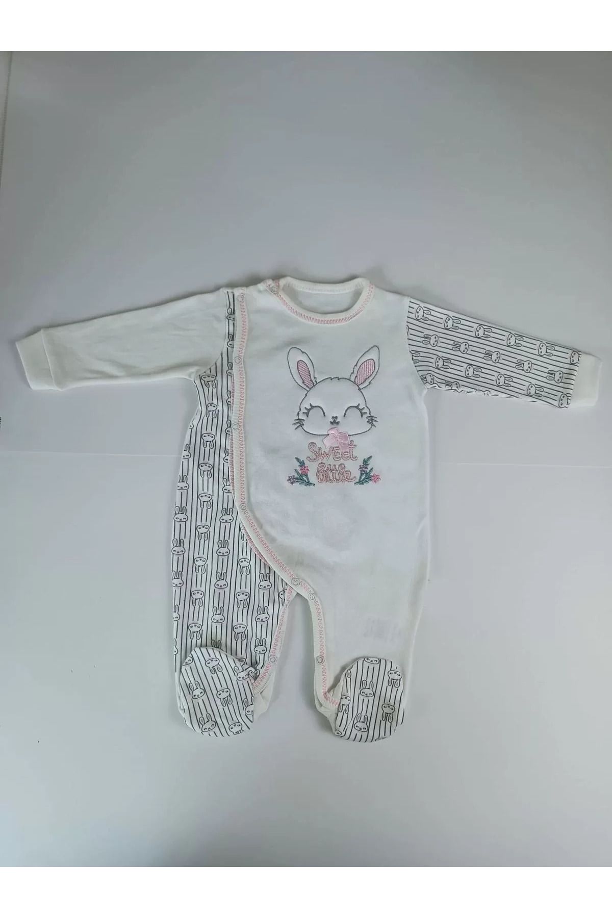 Mu Art Ahşap 0-3 3-6 Ay Minik Tavşan Nakışlı Boydan Çıtçıt Kapamalı Kız Erkek Bebek Tulumu Ekru